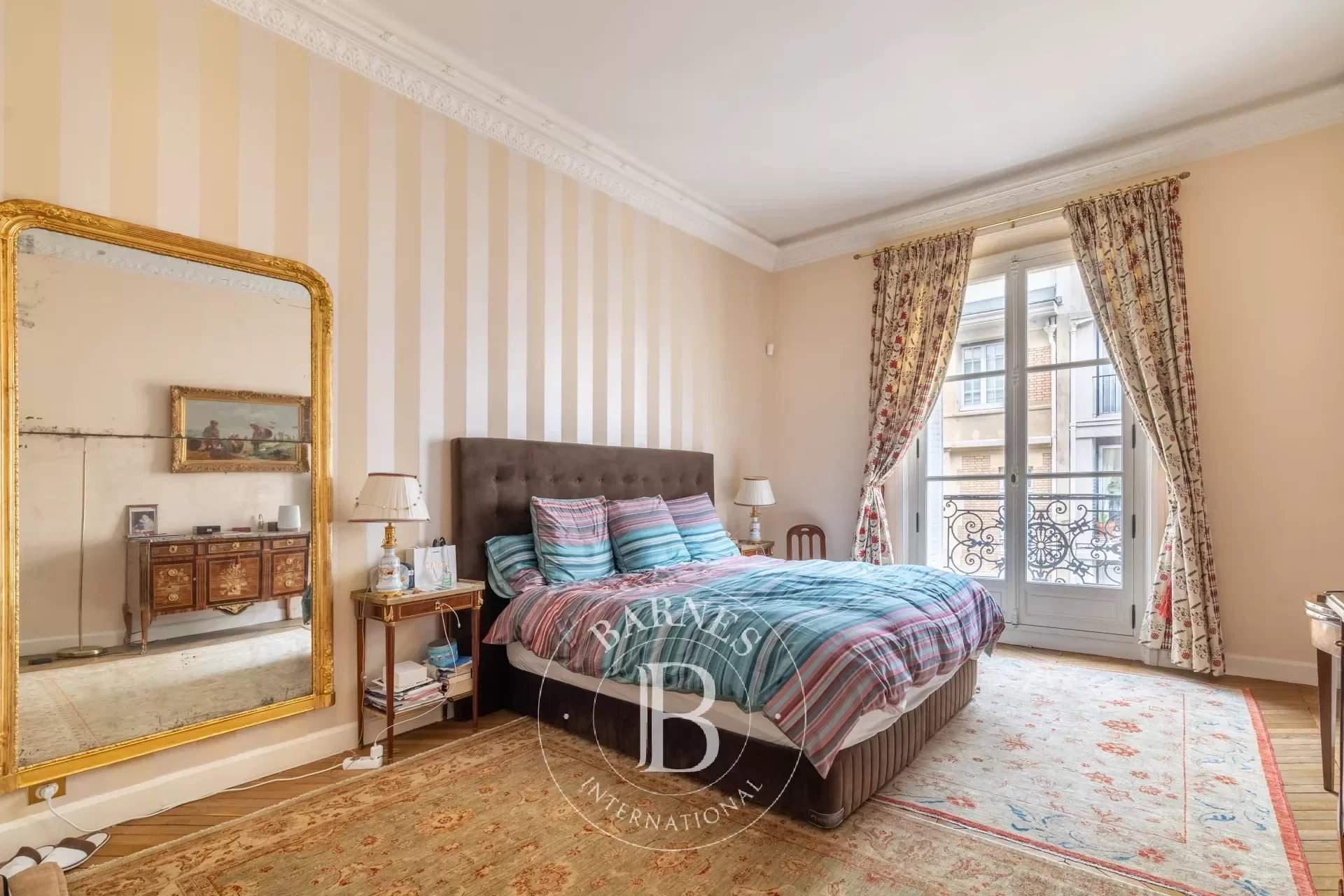 Paris  - Apartment 5 Bedrooms - picture 18