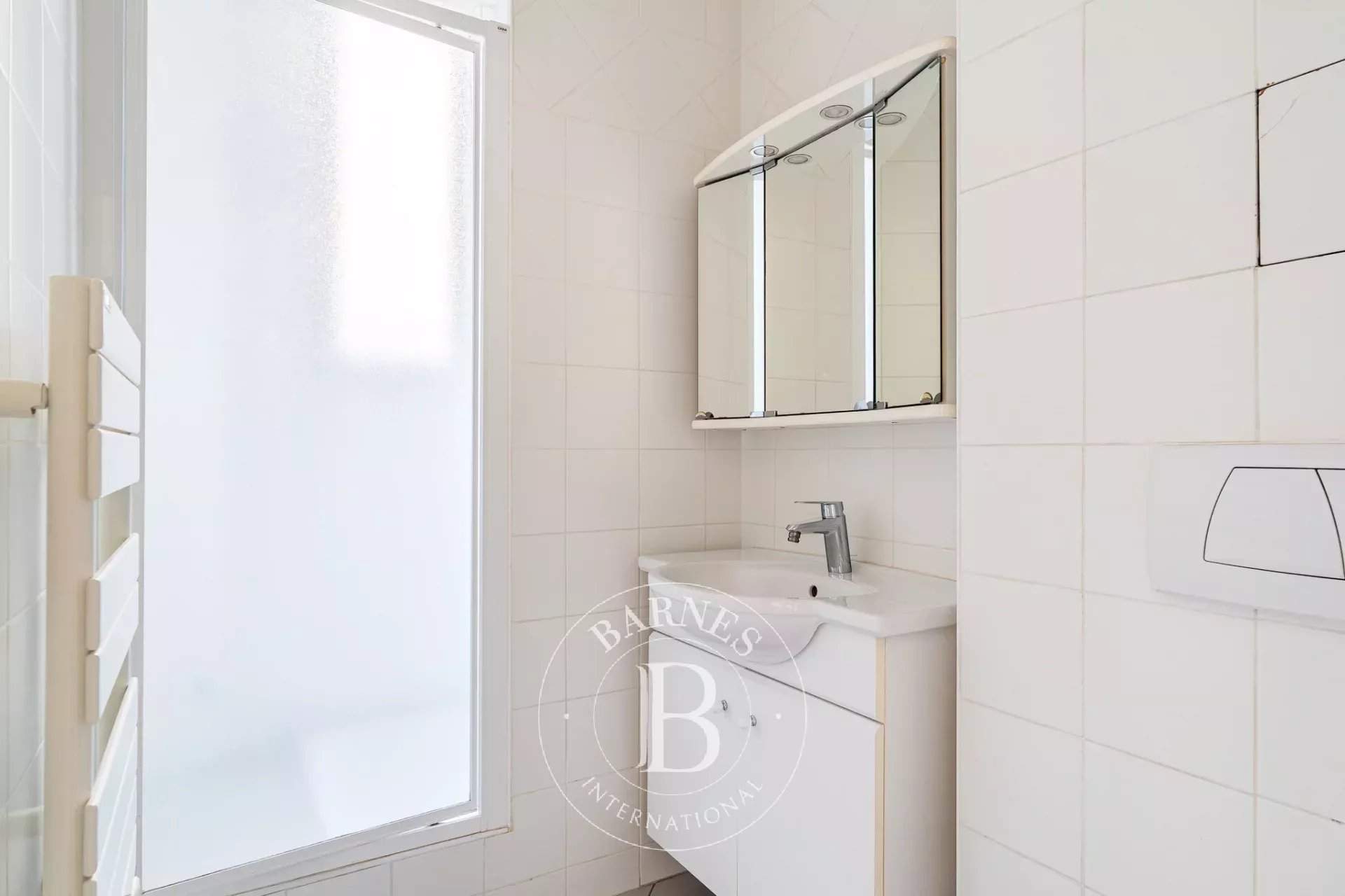 Paris  - Apartment 3 Bedrooms - picture 13