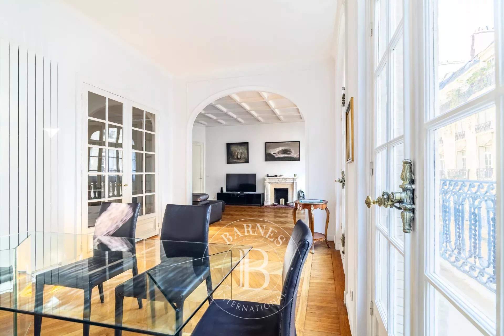 Paris  - Appartement 5 Pi&egrave;ces 3 Chambres - picture 10