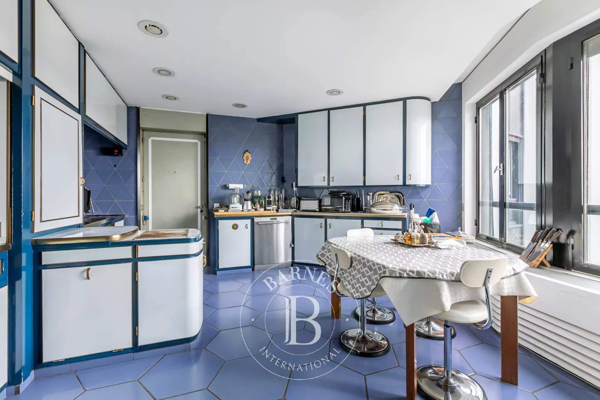 Paris  - Apartment 2 Bedrooms - picture 10