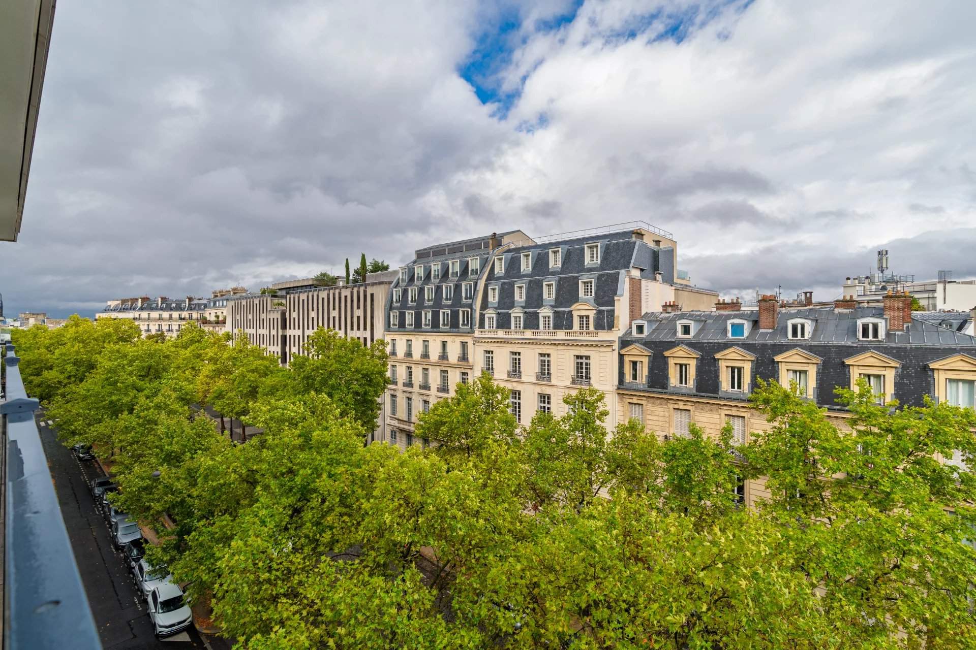 Paris  - Apartment 5 Bedrooms - picture 1