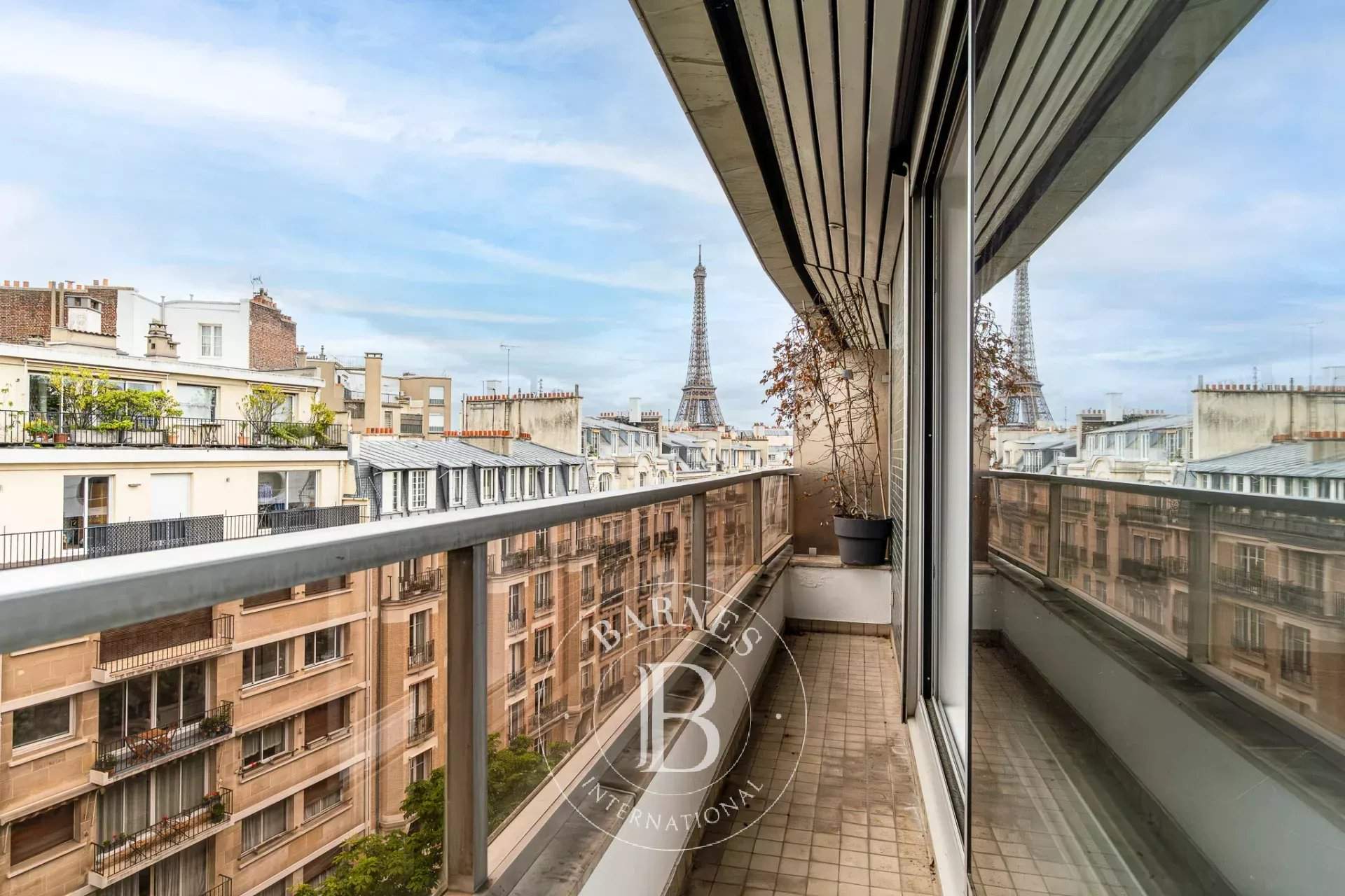 Paris  - Appartement 2 Pi&egrave;ces, 1 Chambre - picture 1