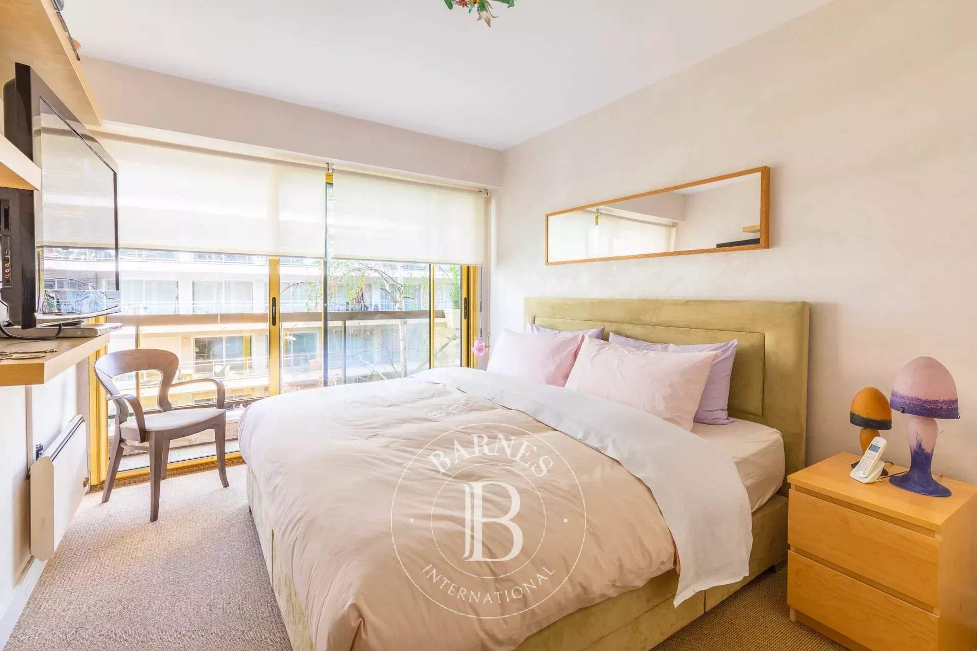 Paris  - Apartment 2 Bedrooms - picture 13