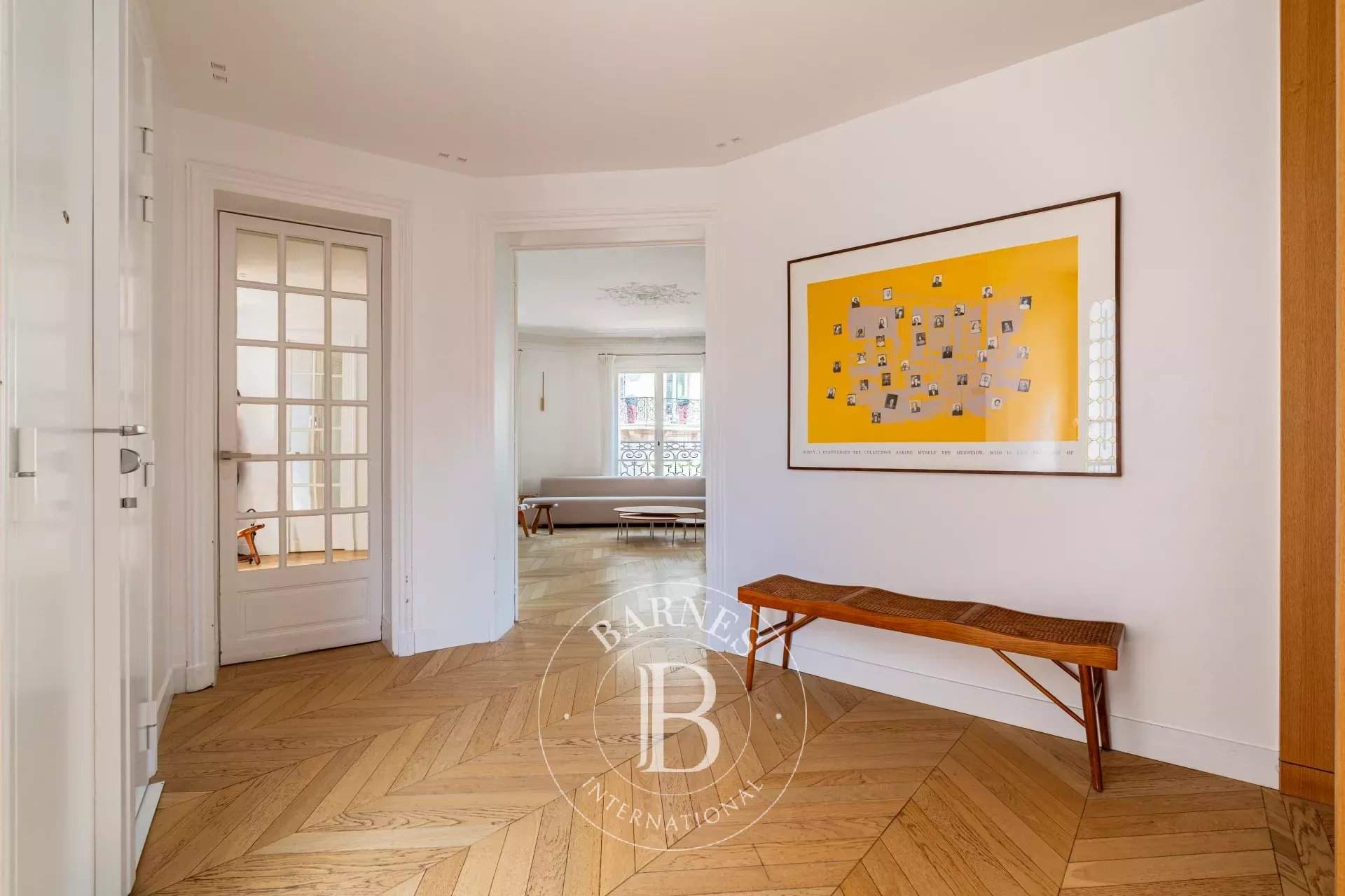 Paris  - Apartment 3 Bedrooms - picture 8