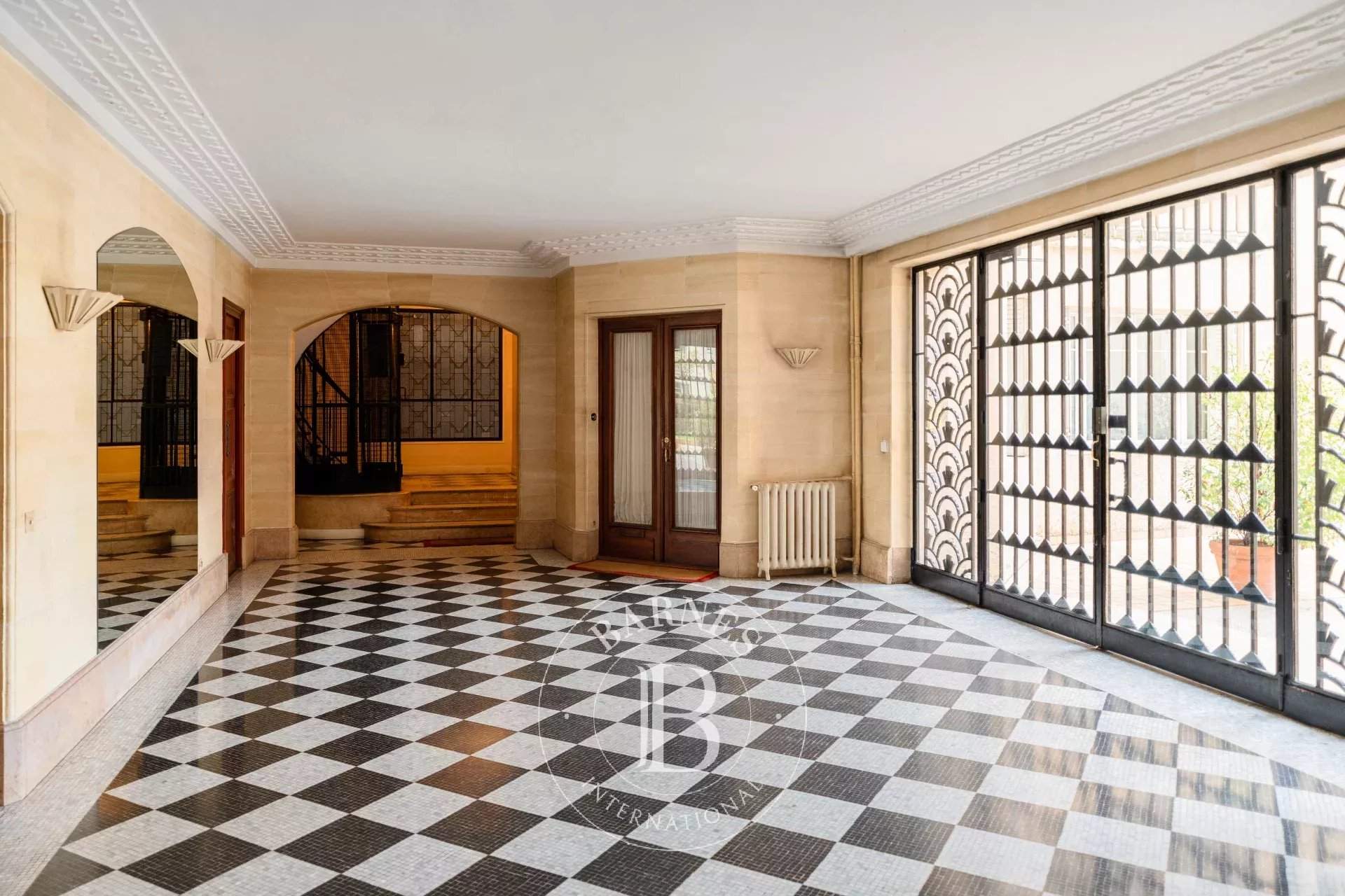 Paris  - Appartement 5 Pi&egrave;ces 3 Chambres - picture 11