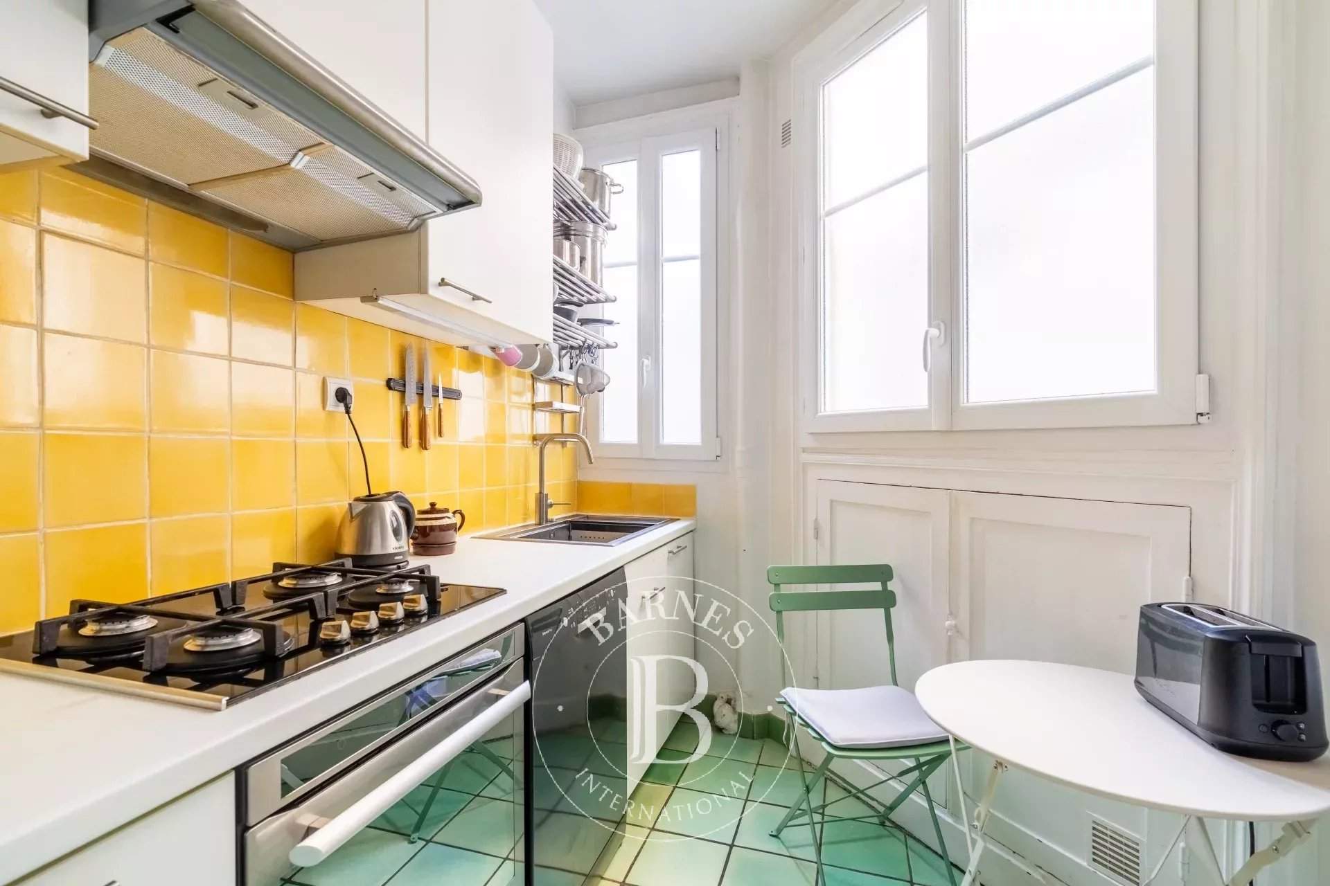 Paris  - Apartment 2 Bedrooms - picture 11