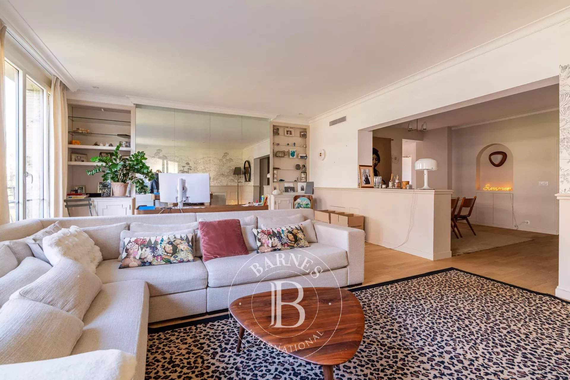 Paris  - Appartement 4 Pi&egrave;ces 2 Chambres - picture 9