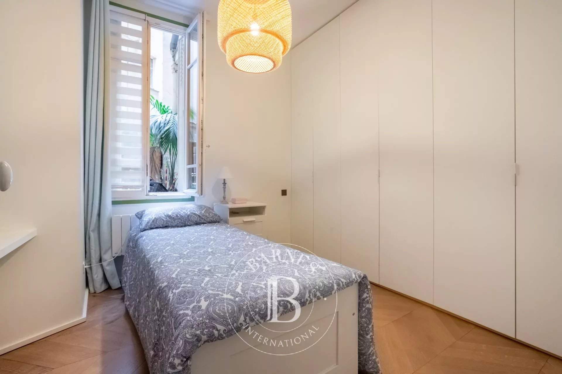 Paris  - Appartement  - picture 12