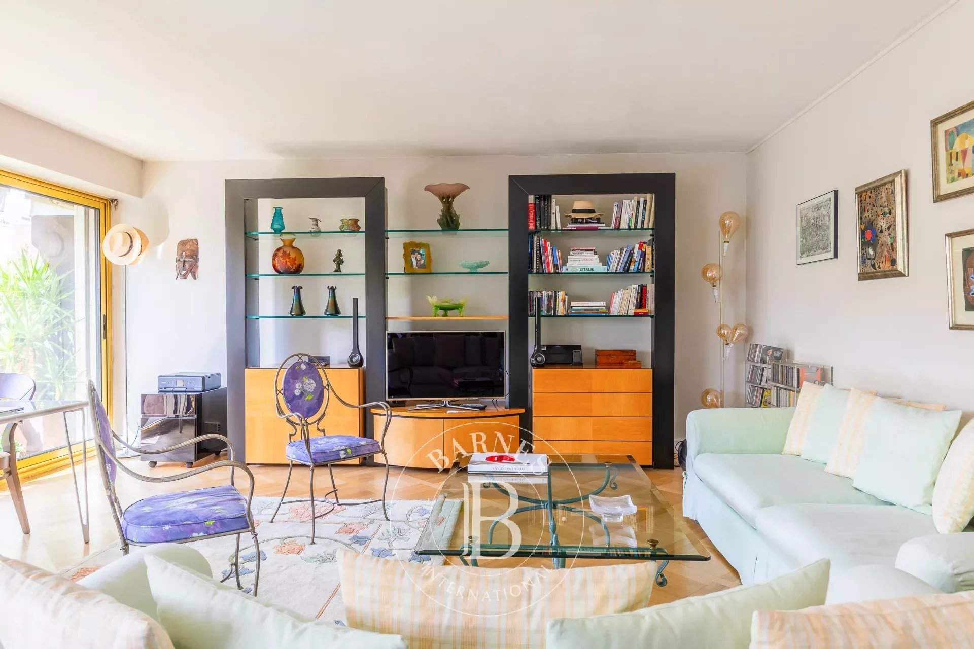 Paris  - Apartment 2 Bedrooms - picture 11