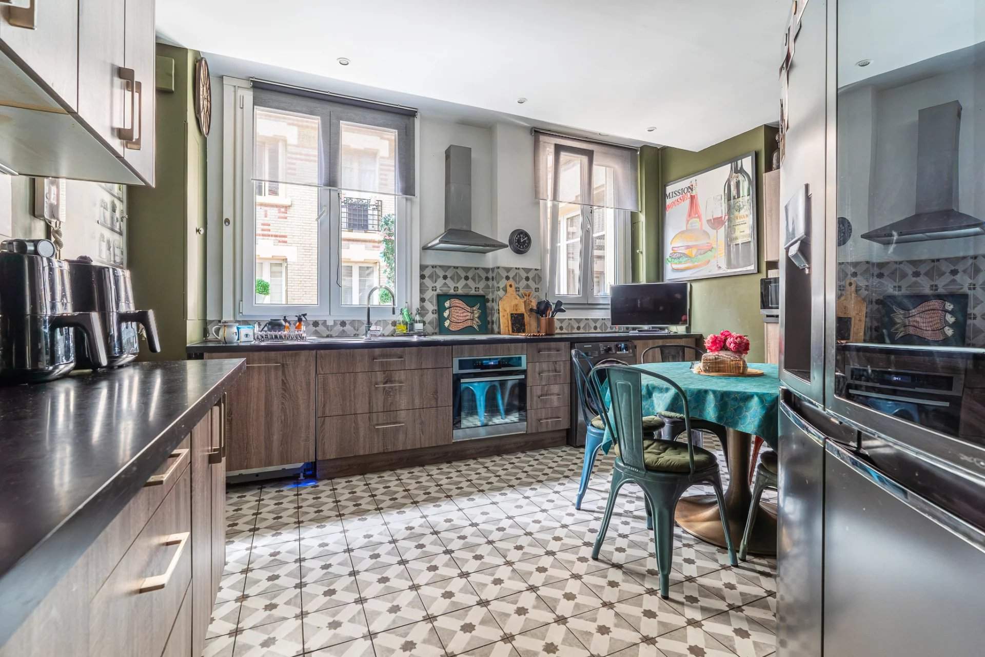 Paris  - Apartment 4 Bedrooms - picture 12