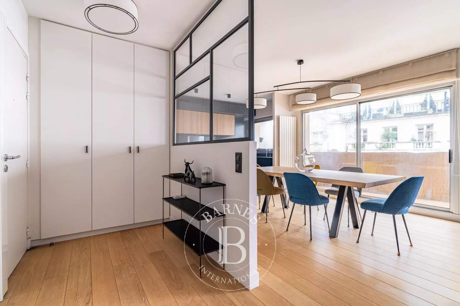 Paris  - Apartment 3 Bedrooms - picture 8