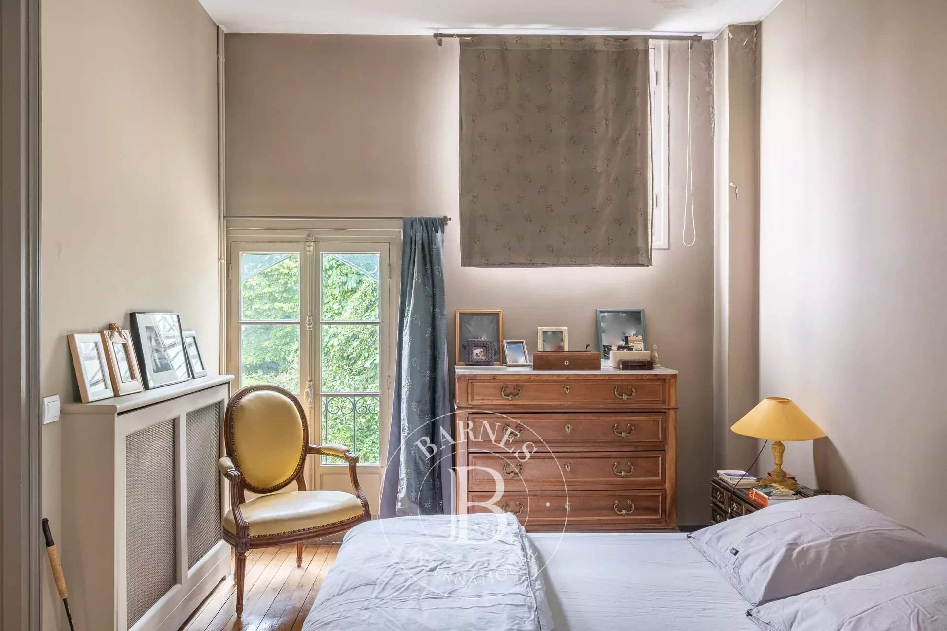 Paris  - House 10 Bedrooms - picture 12