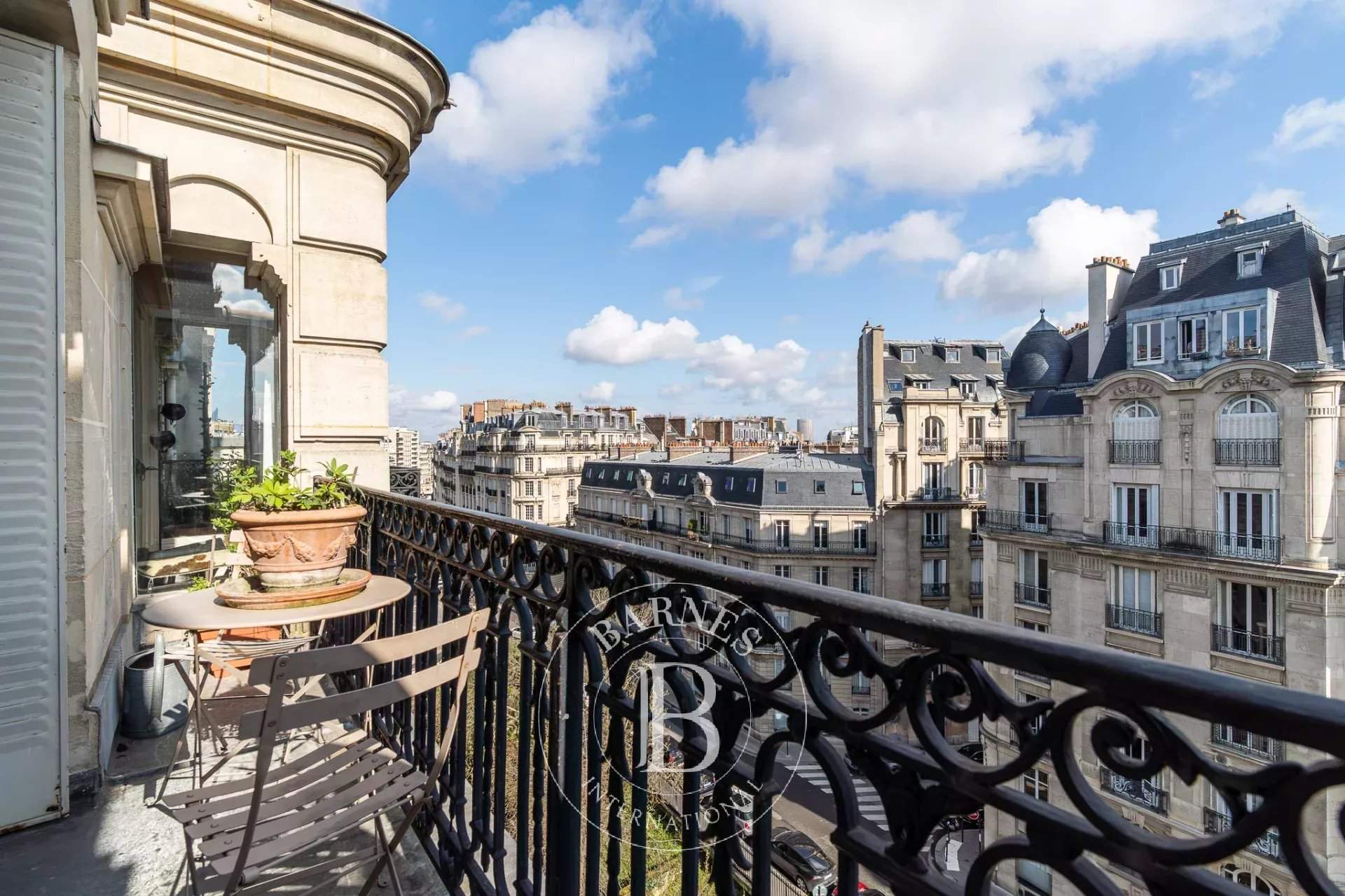 Paris  - Appartement 6 Pi&egrave;ces 3 Chambres - picture 8