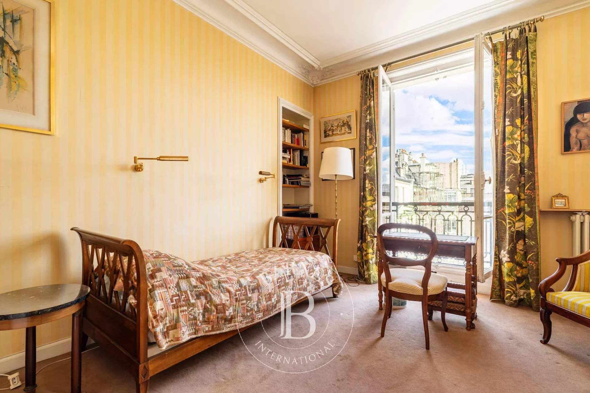 Paris  - Apartment 4 Bedrooms - picture 10