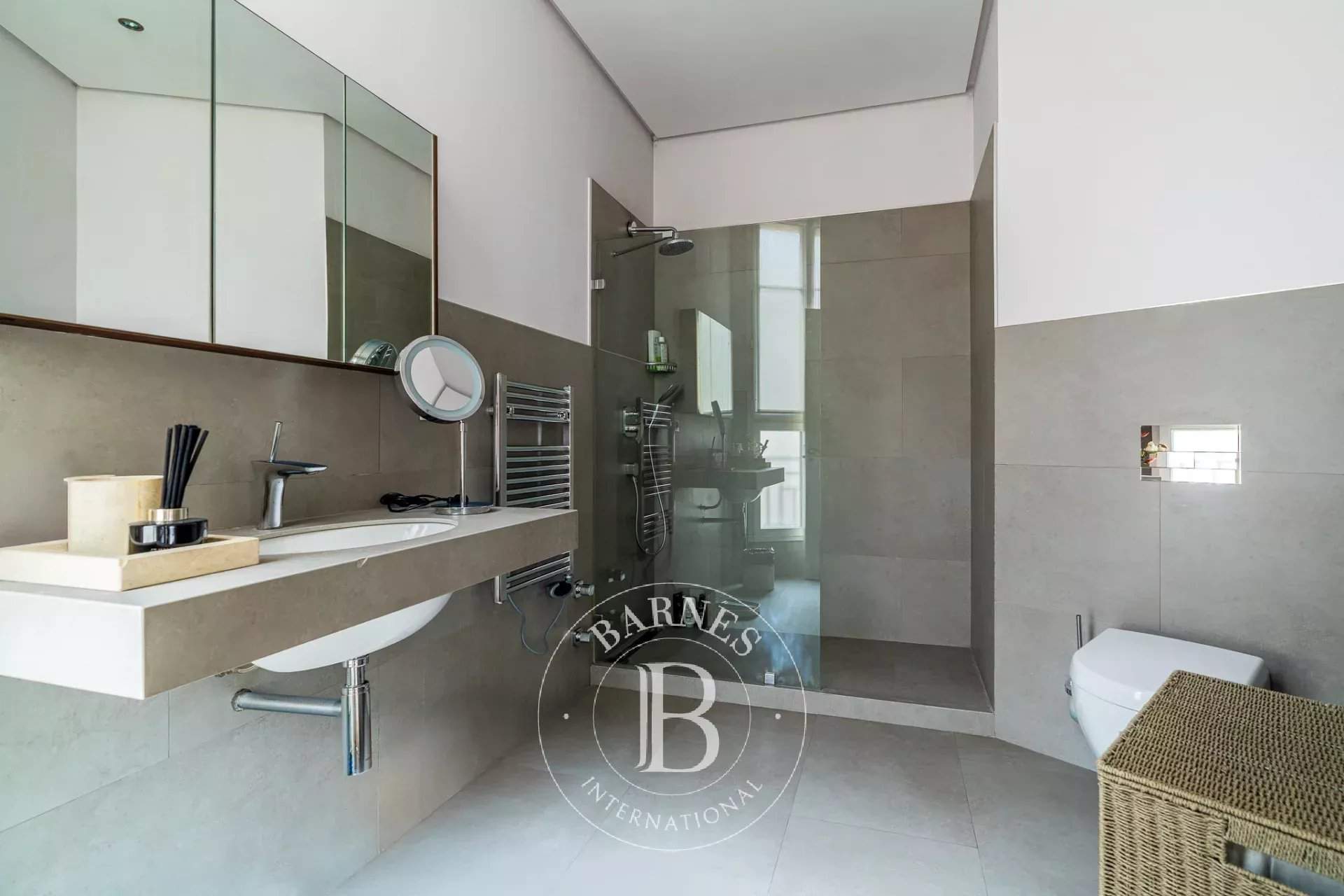 Paris  - Apartment 4 Bedrooms - picture 18