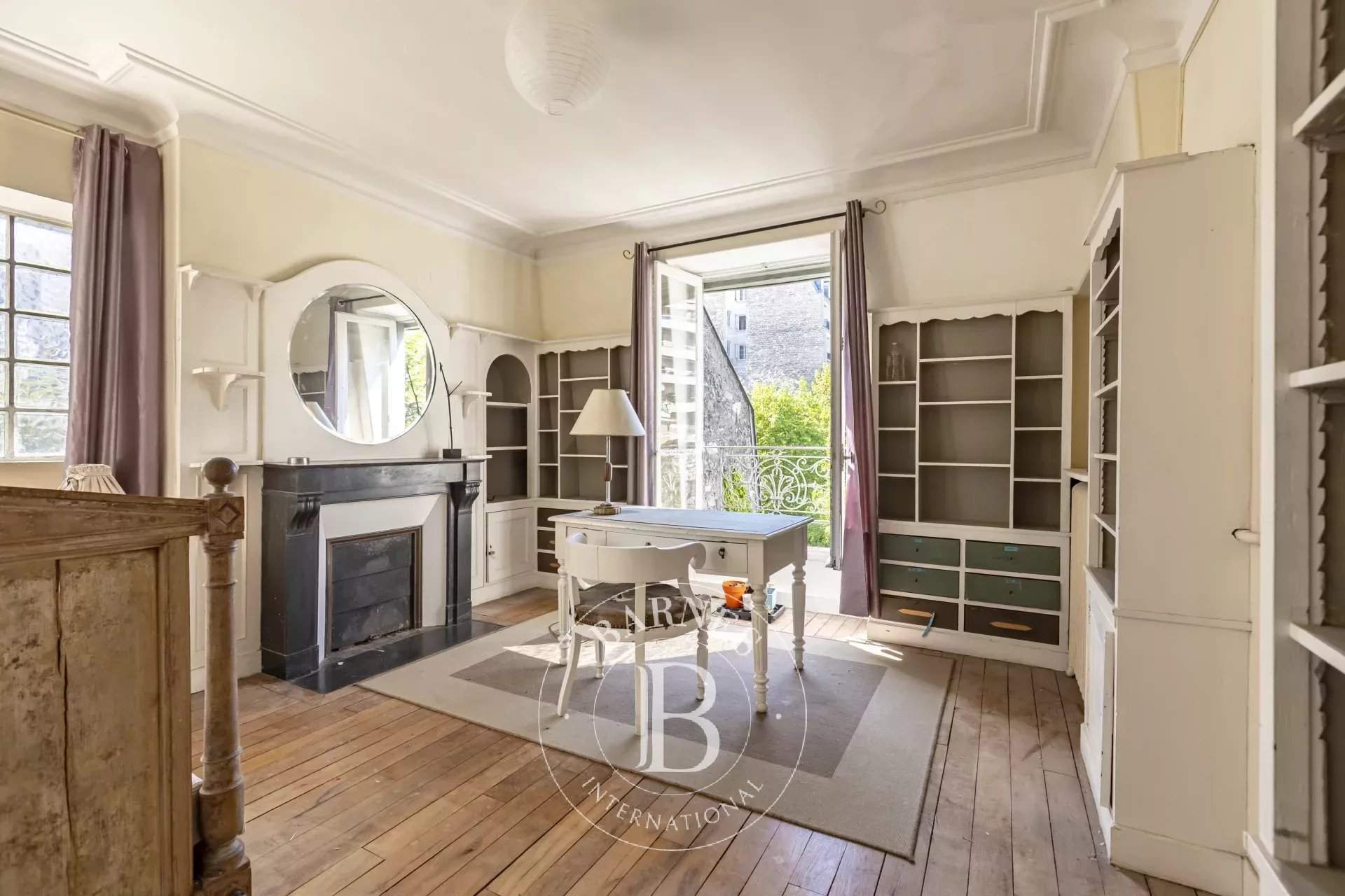 Paris  - House 5 Bedrooms - picture 17