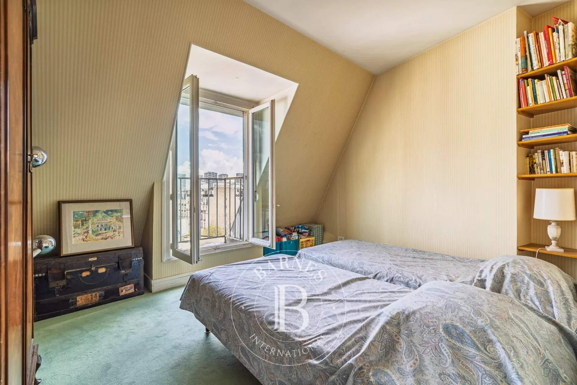 Paris  - Apartment 4 Bedrooms - picture 12