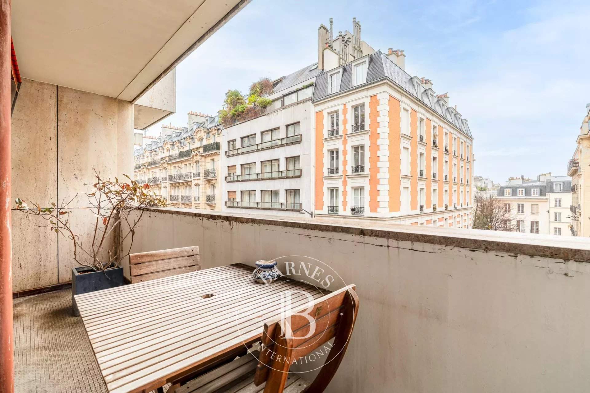 Paris  - Appartement 5 Pi&egrave;ces 3 Chambres - picture 5