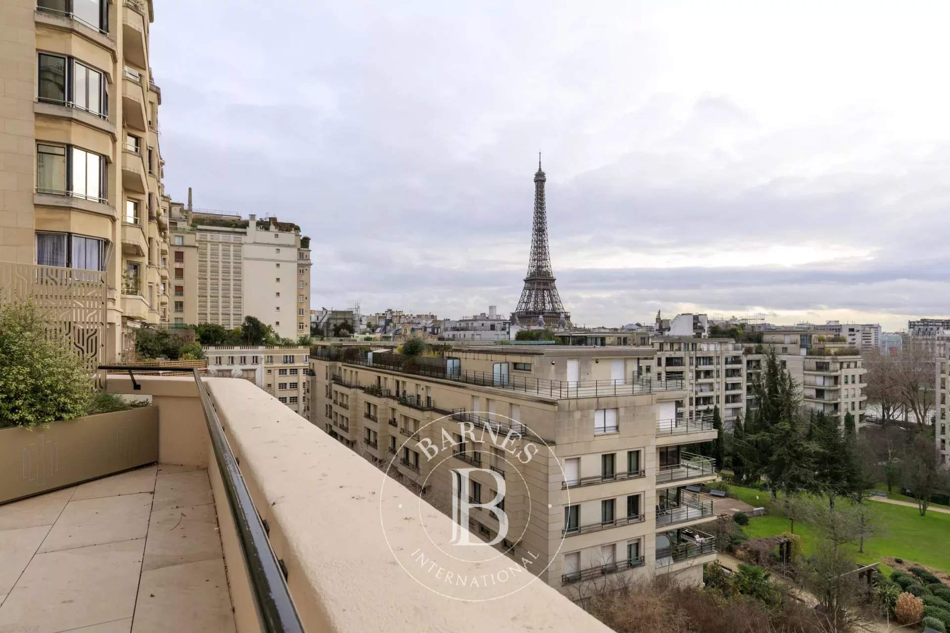 Paris  - Appartement 4 Pi&egrave;ces 2 Chambres - picture 16