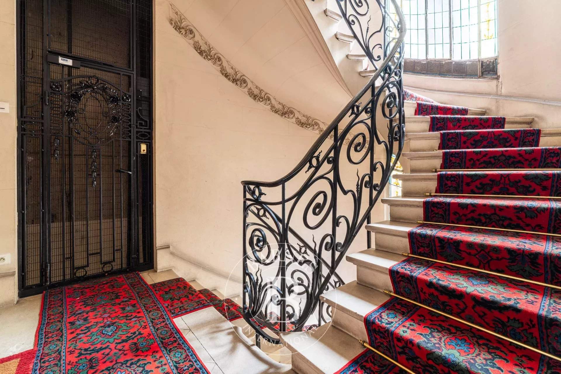 Paris  - Apartment 4 Bedrooms - picture 16