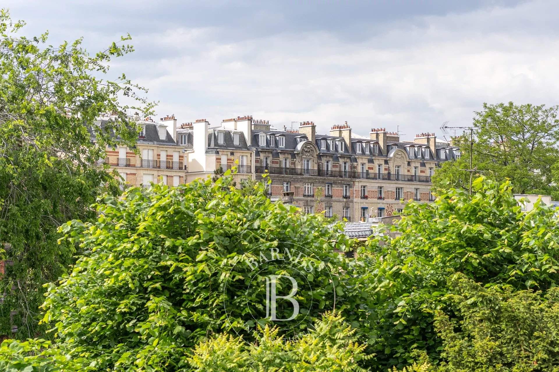 Paris  - House 10 Bedrooms - picture 1