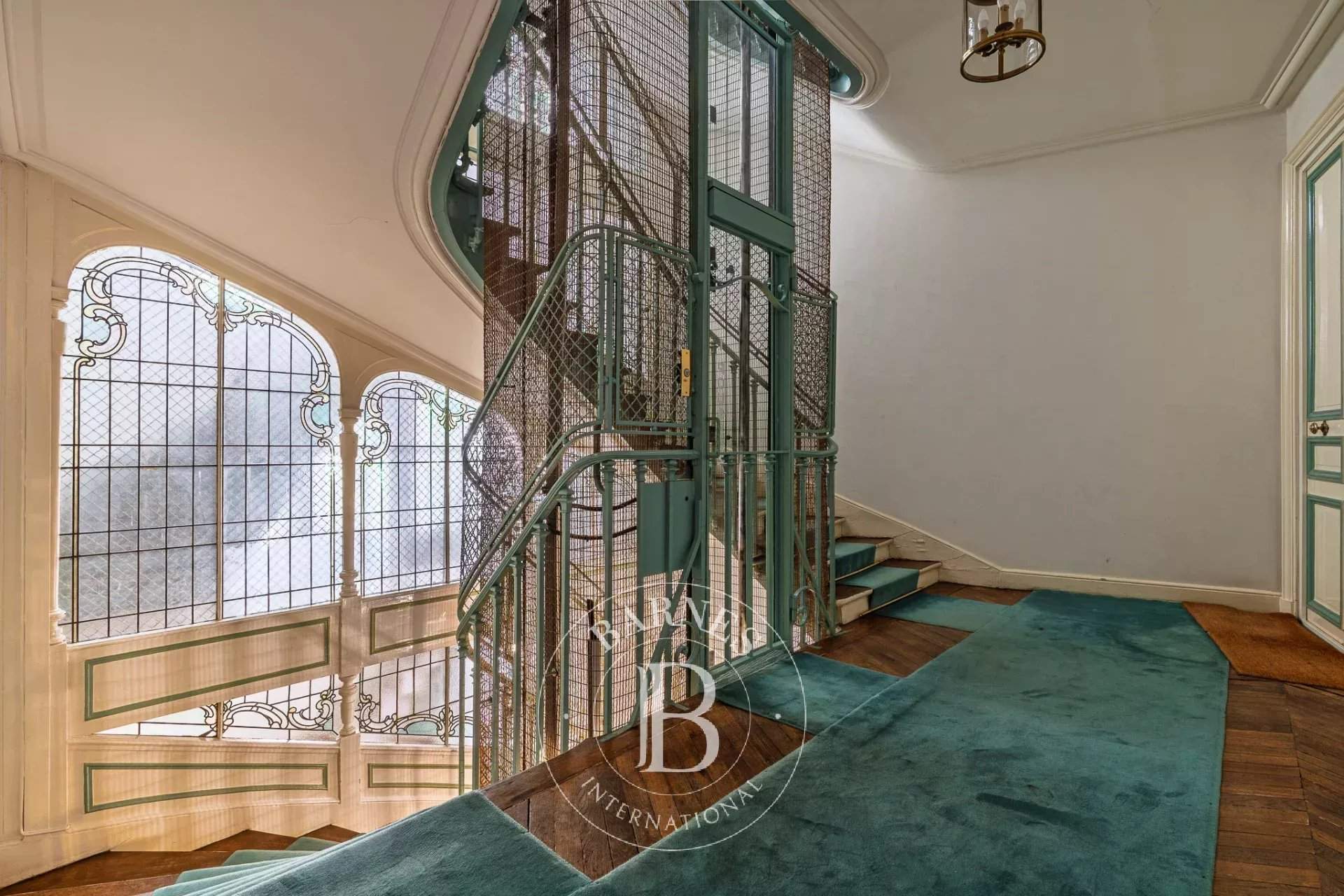 Paris  - Appartement 7 Pi&egrave;ces 5 Chambres - picture 11