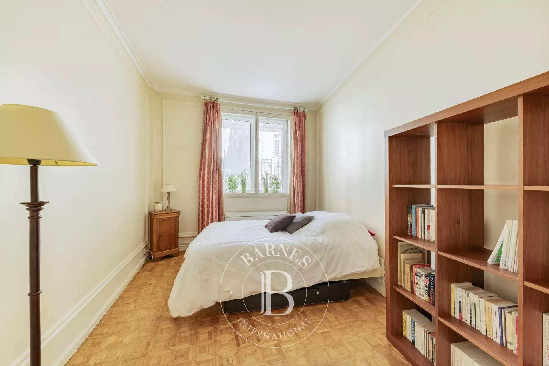Paris  - Apartment 2 Bedrooms - picture 10