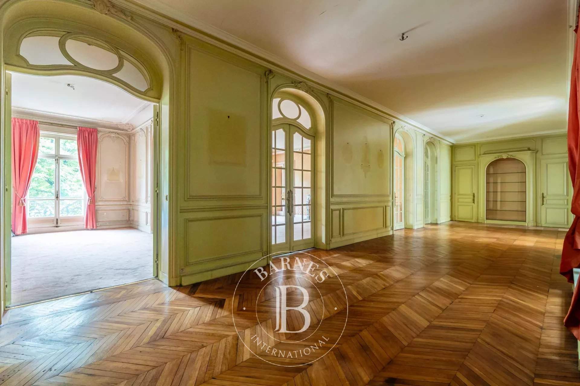 Paris  - Apartment 6 Bedrooms - picture 4