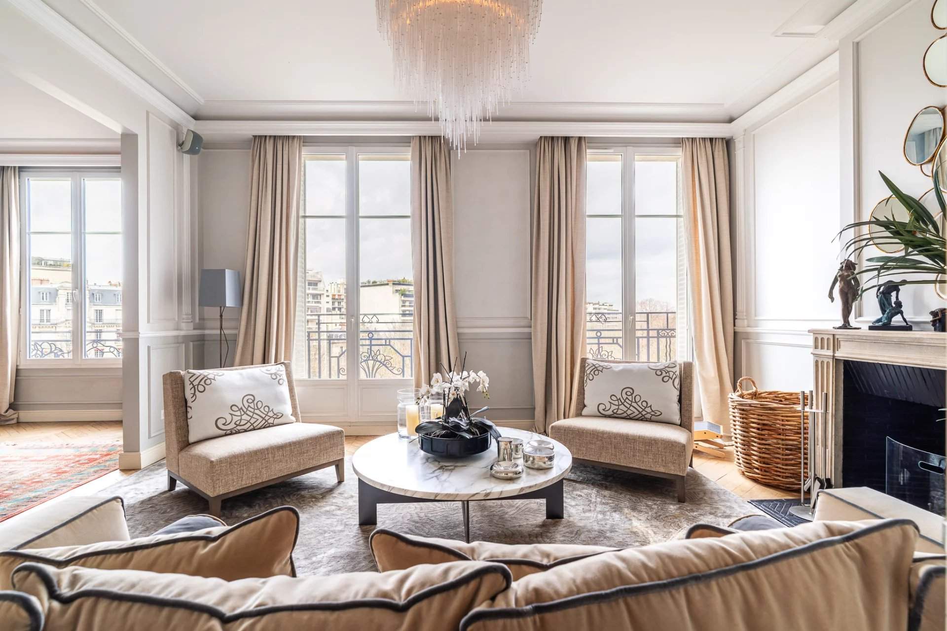 Paris  - Appartement 7 Pi&egrave;ces 4 Chambres - picture 5