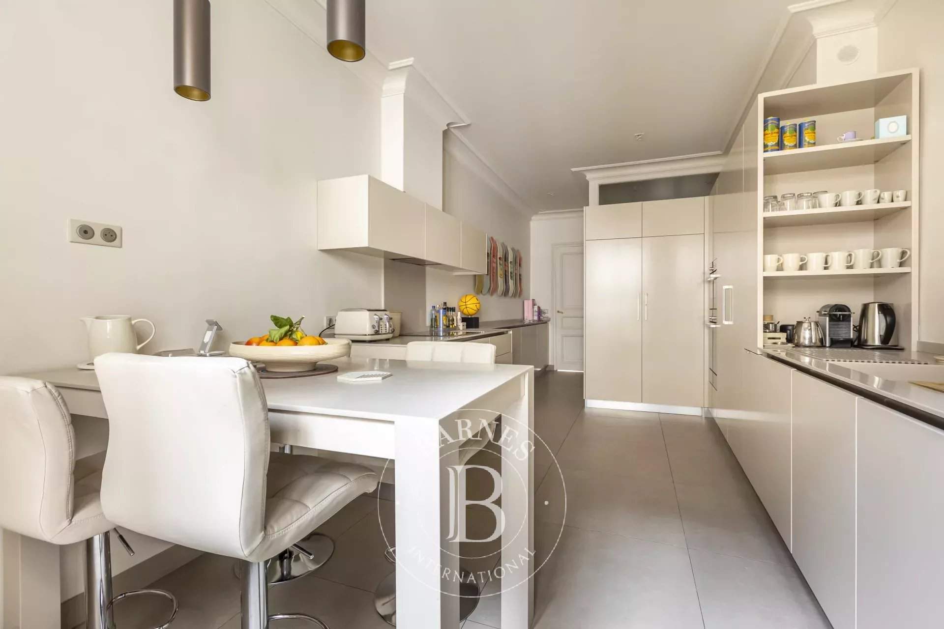 Paris  - Apartment 4 Bedrooms - picture 8