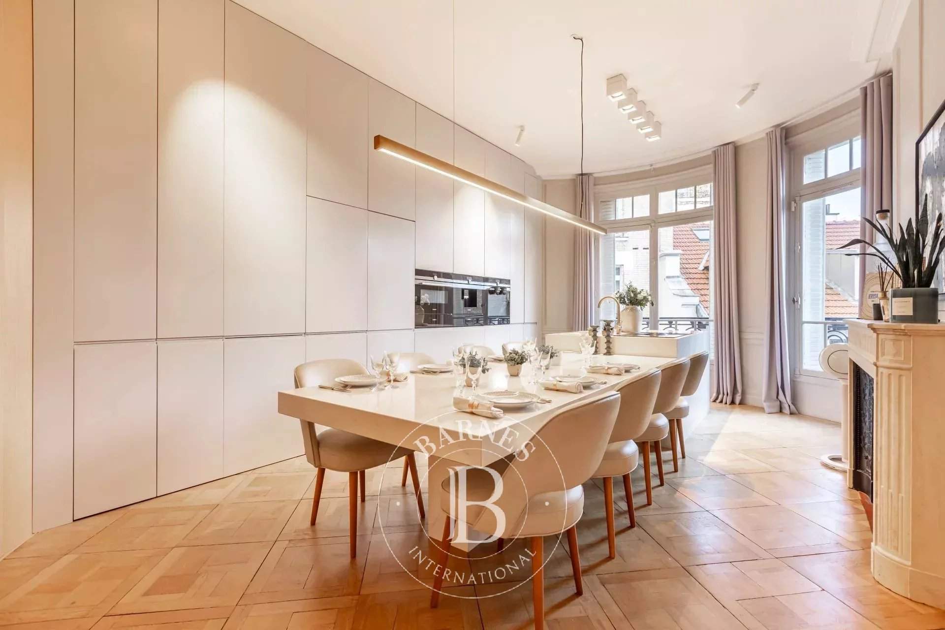 Paris  - Apartment 5 Bedrooms - picture 13