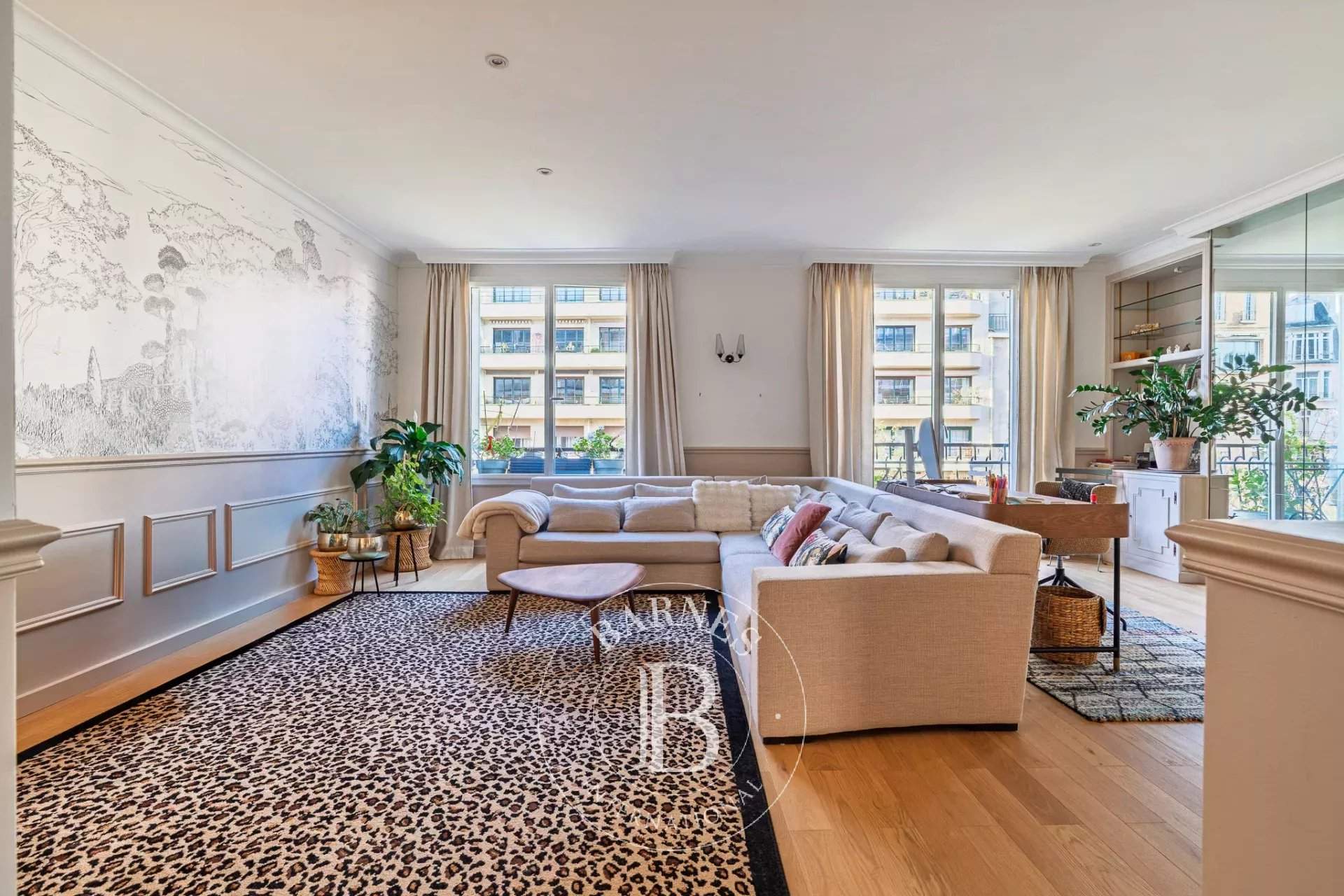 Paris  - Appartement 4 Pi&egrave;ces 2 Chambres - picture 3