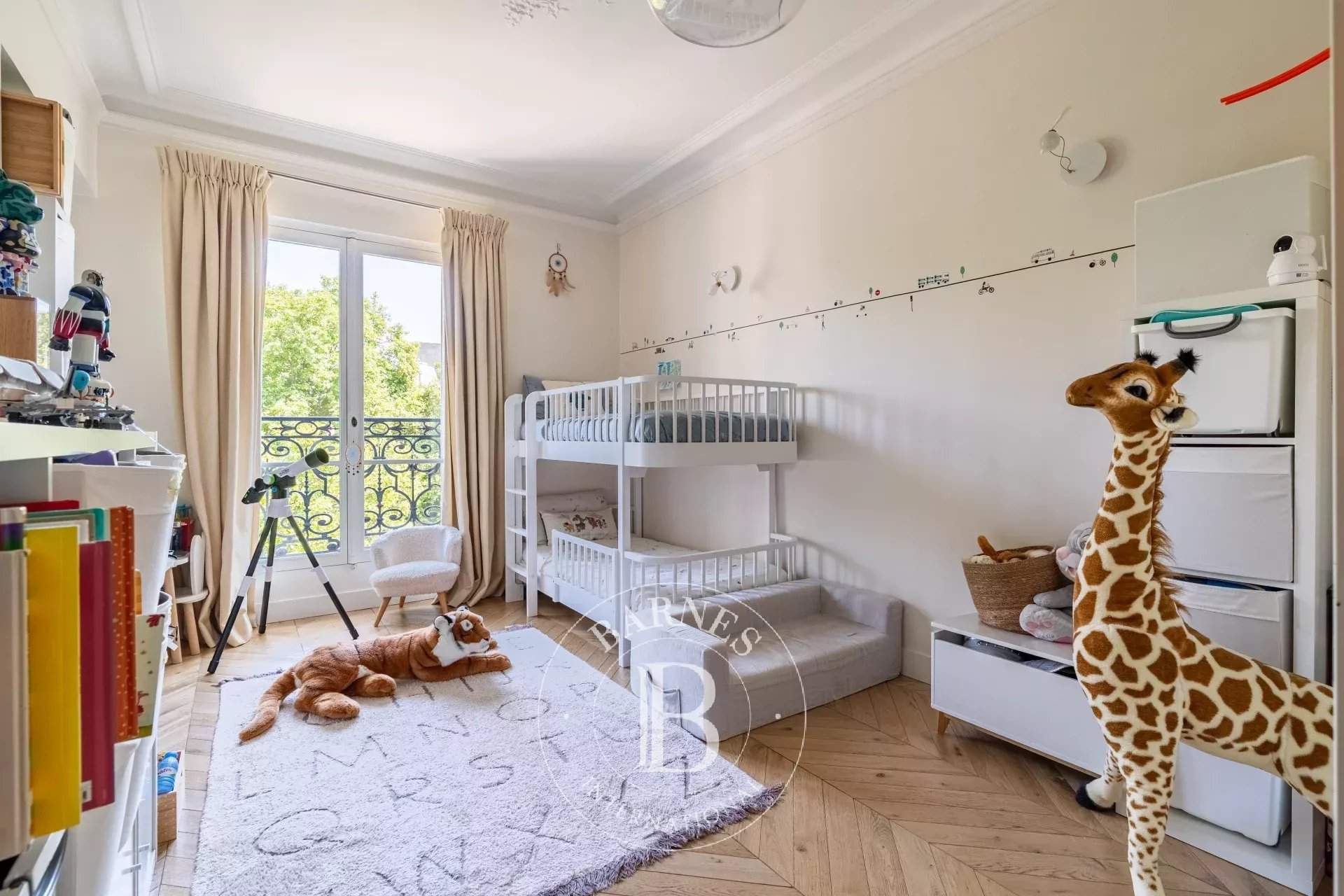 Paris  - Apartment 3 Bedrooms - picture 16
