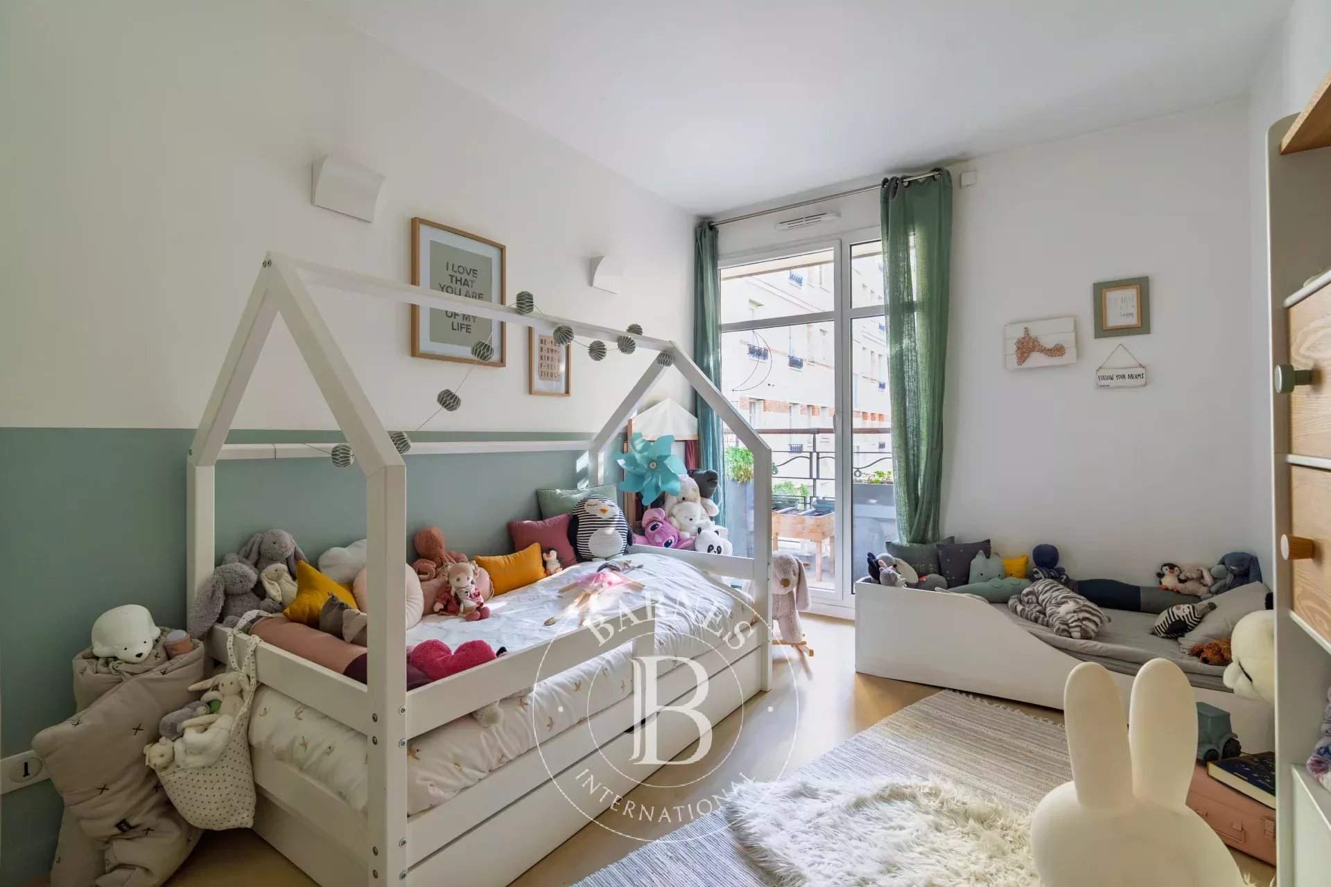 Paris  - Apartment 3 Bedrooms - picture 15