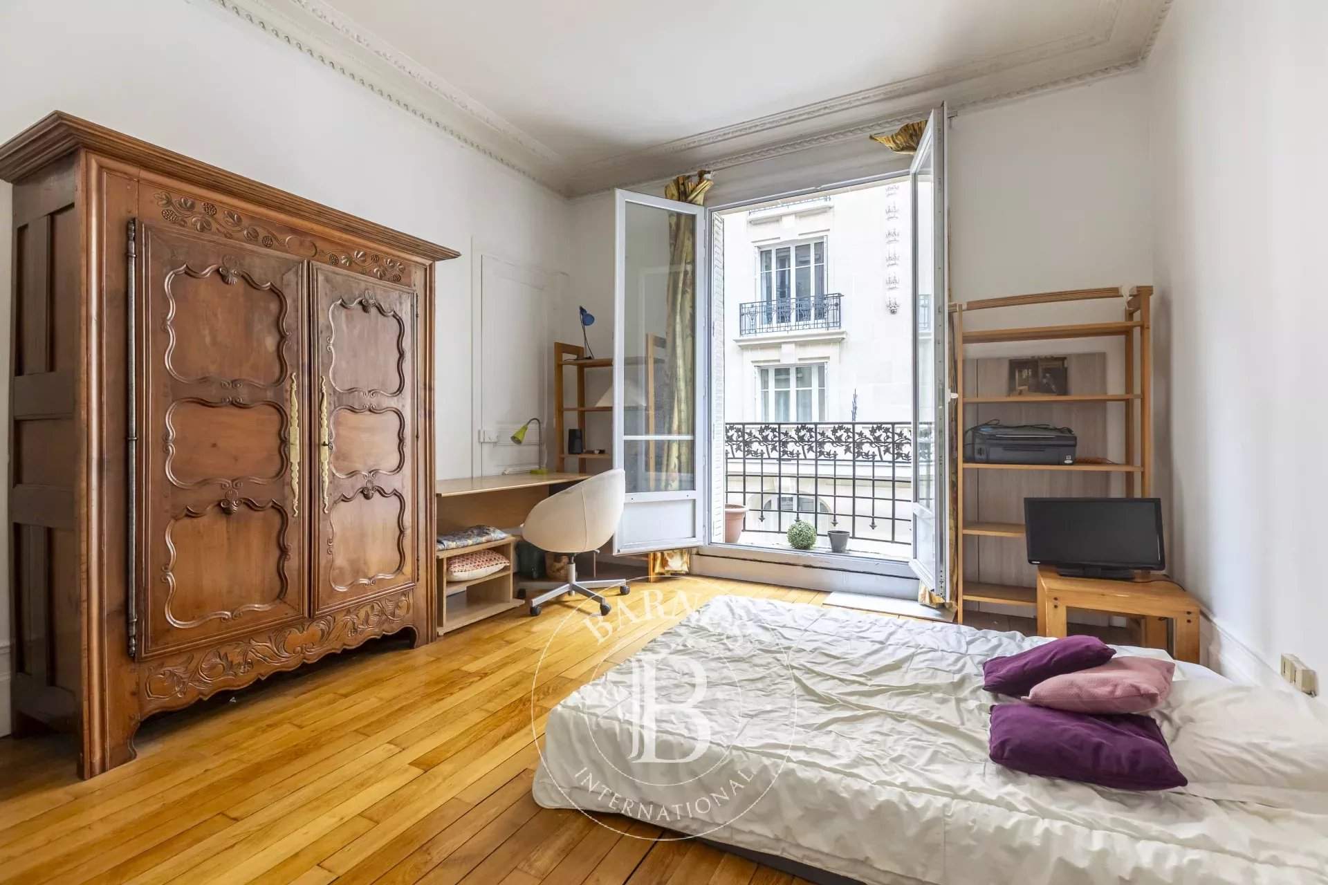 Paris  - Appartement 6 Pièces 4 Chambres - picture 10
