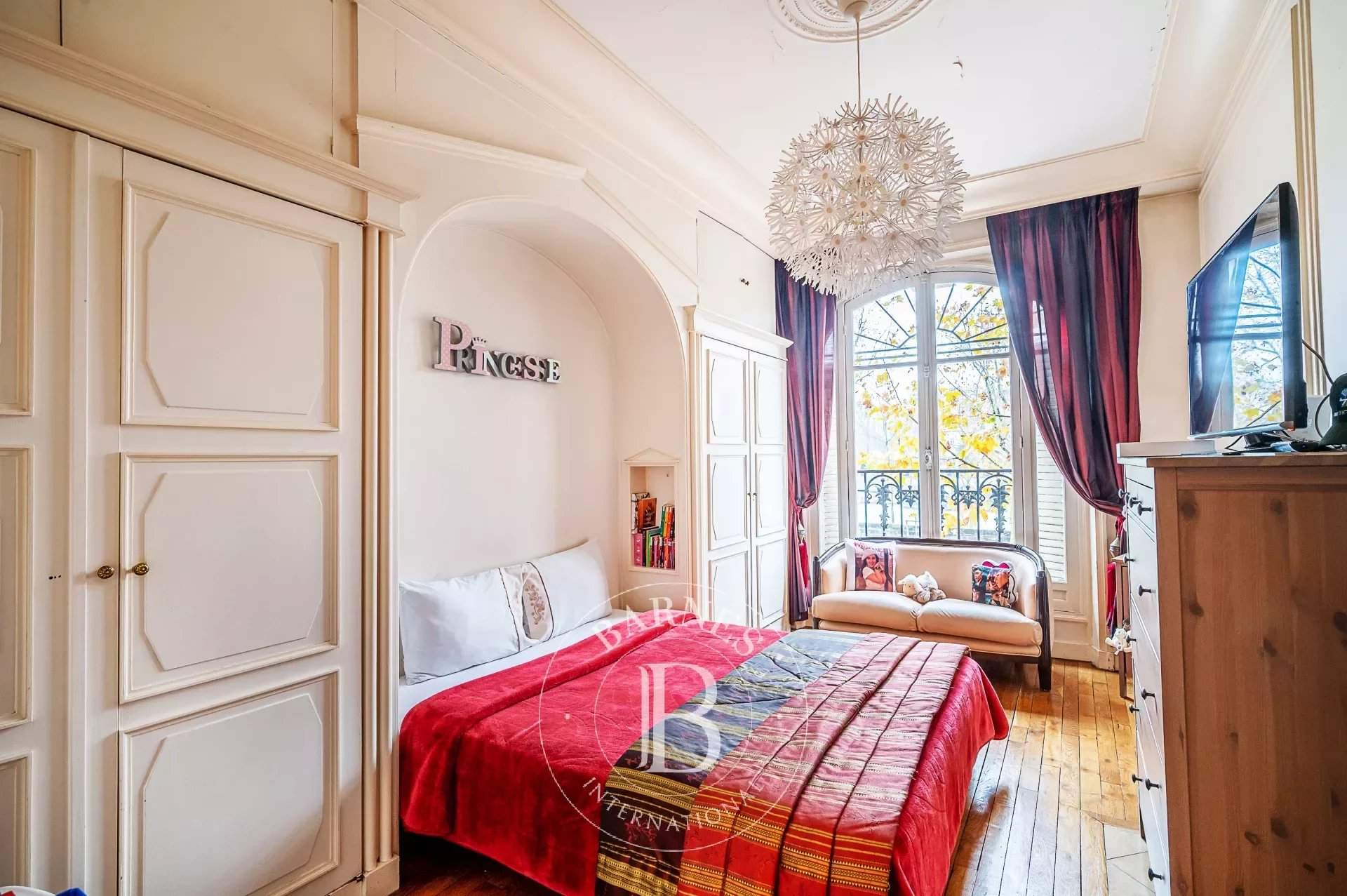 Paris  - Apartment 4 Bedrooms - picture 18
