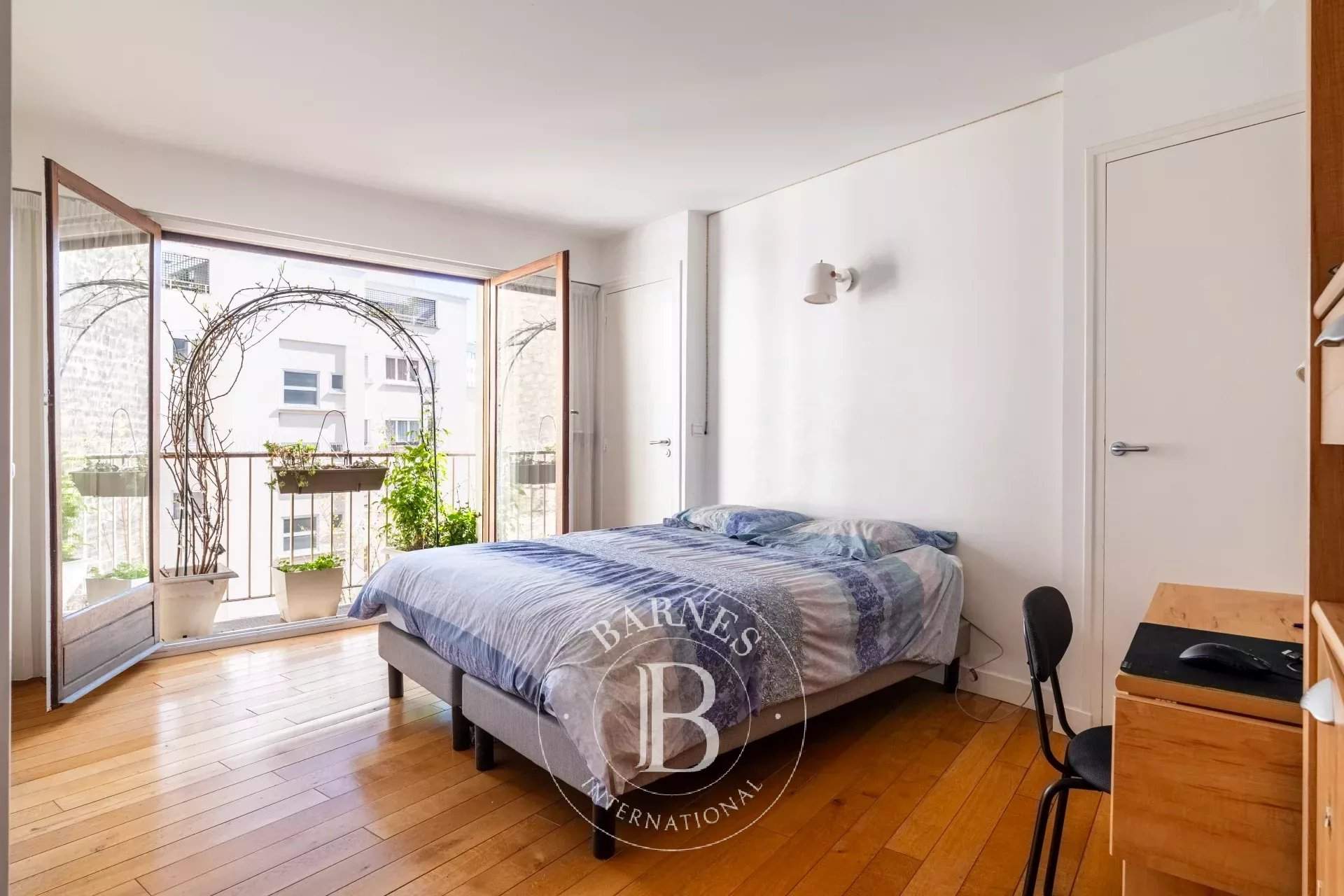 Paris  - Apartment 4 Bedrooms - picture 17