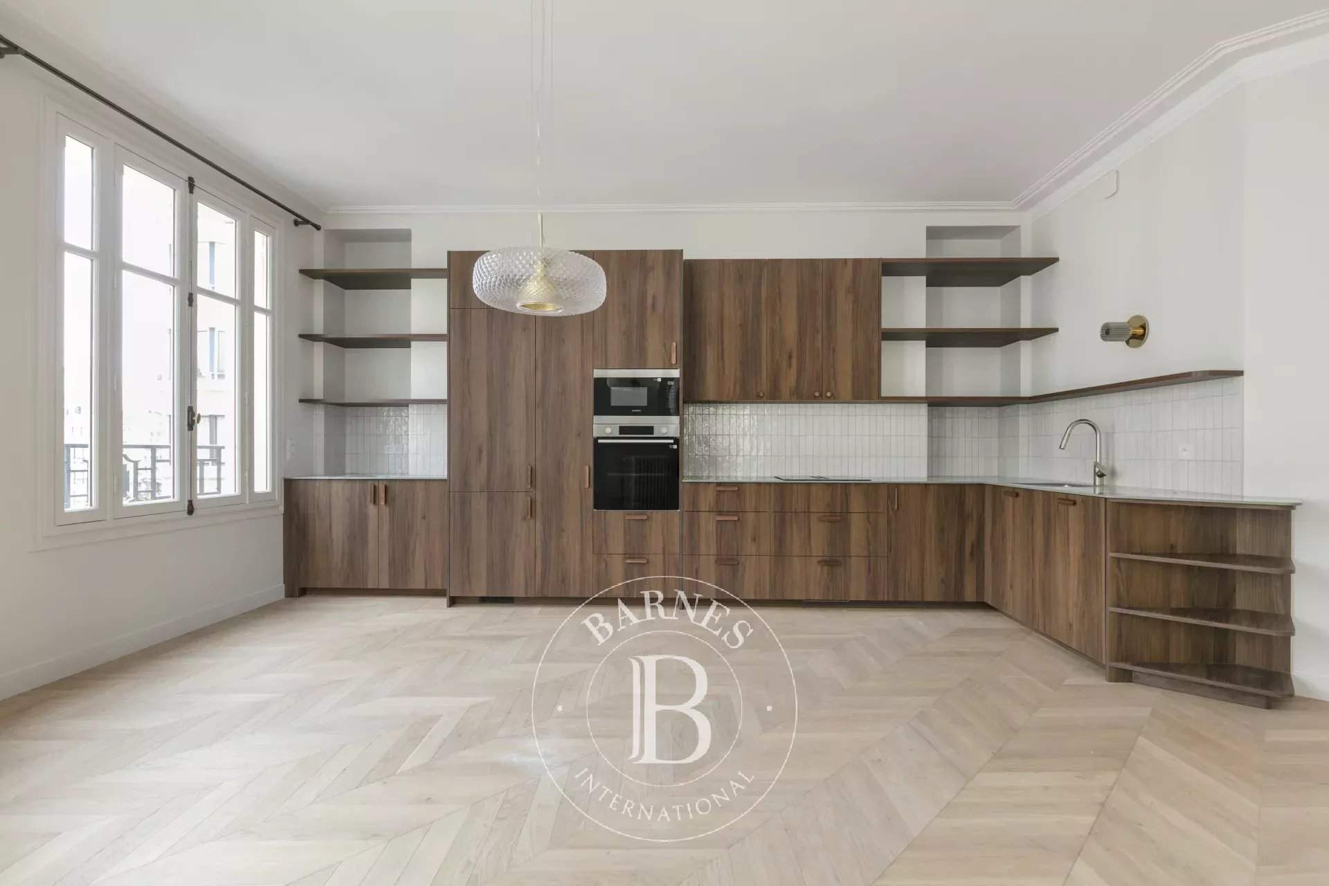 Paris  - Apartment 3 Bedrooms - picture 2