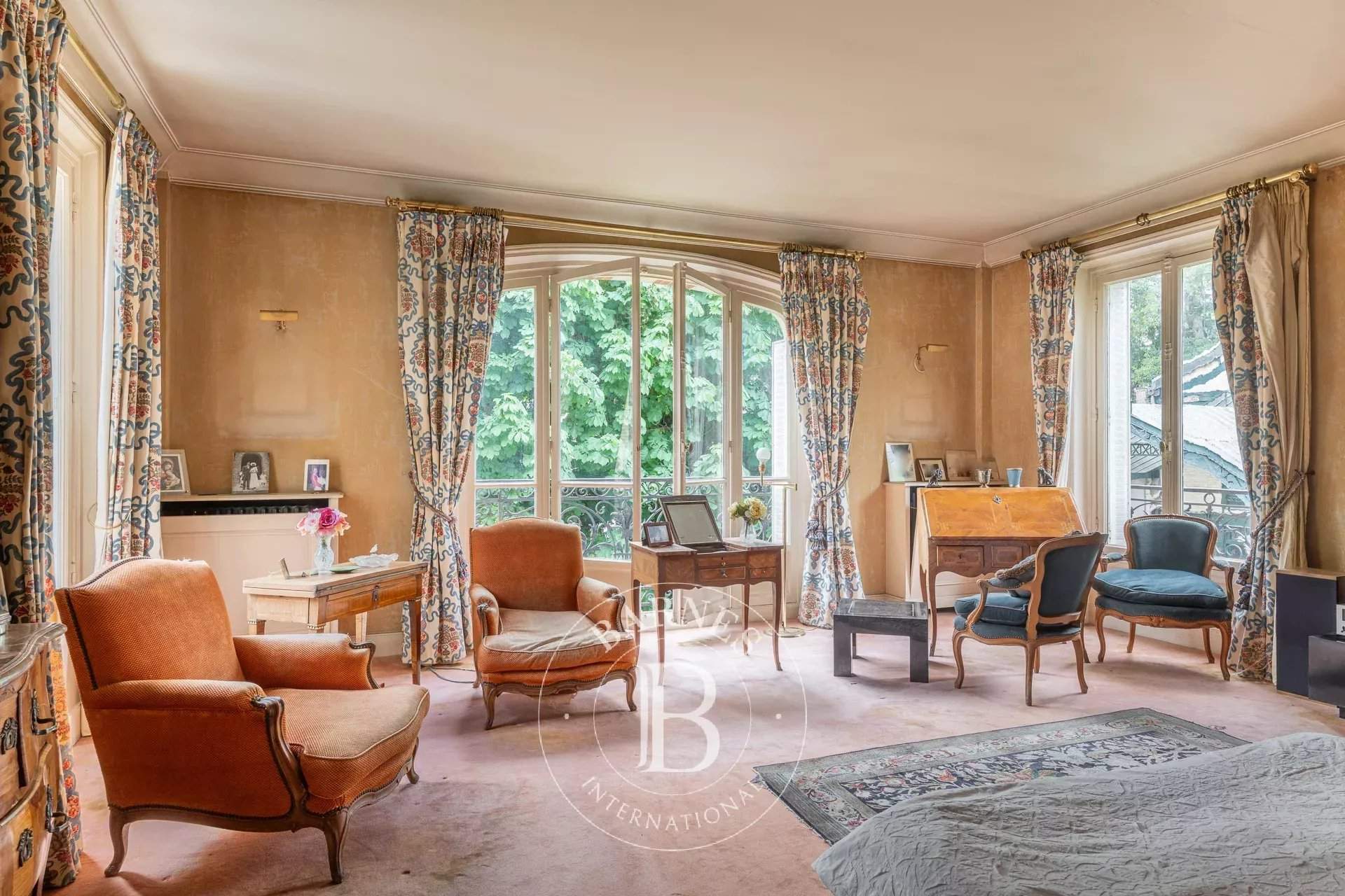 Paris  - House 10 Bedrooms - picture 17