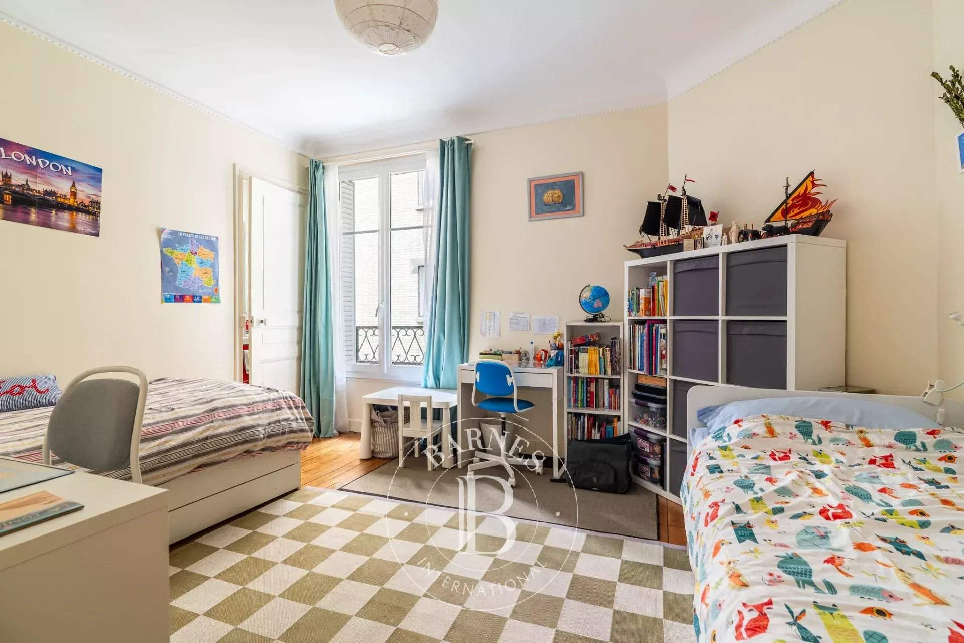 Paris  - Appartement 5 Pi&egrave;ces 3 Chambres - picture 10