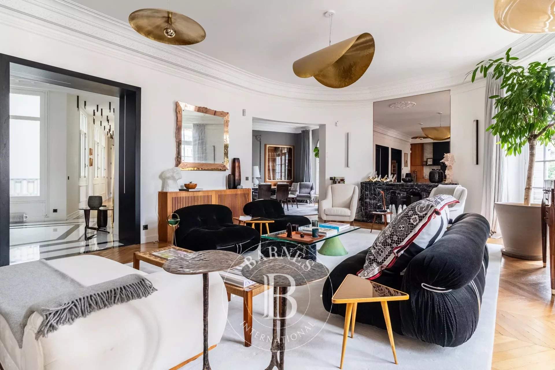 Paris  - Apartment 4 Bedrooms - picture 4