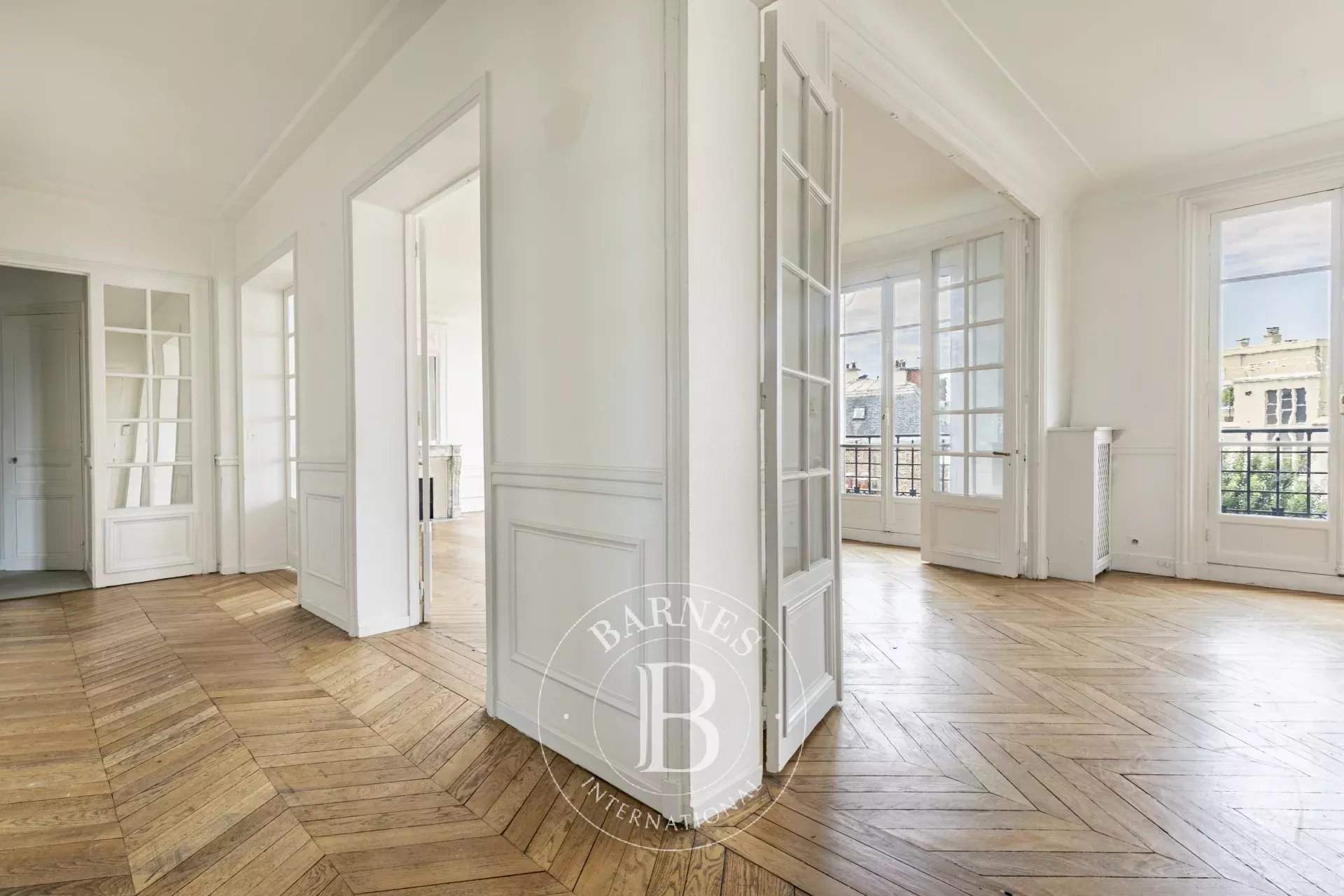Paris  - Appartement 5 Pi&egrave;ces 3 Chambres - picture 11