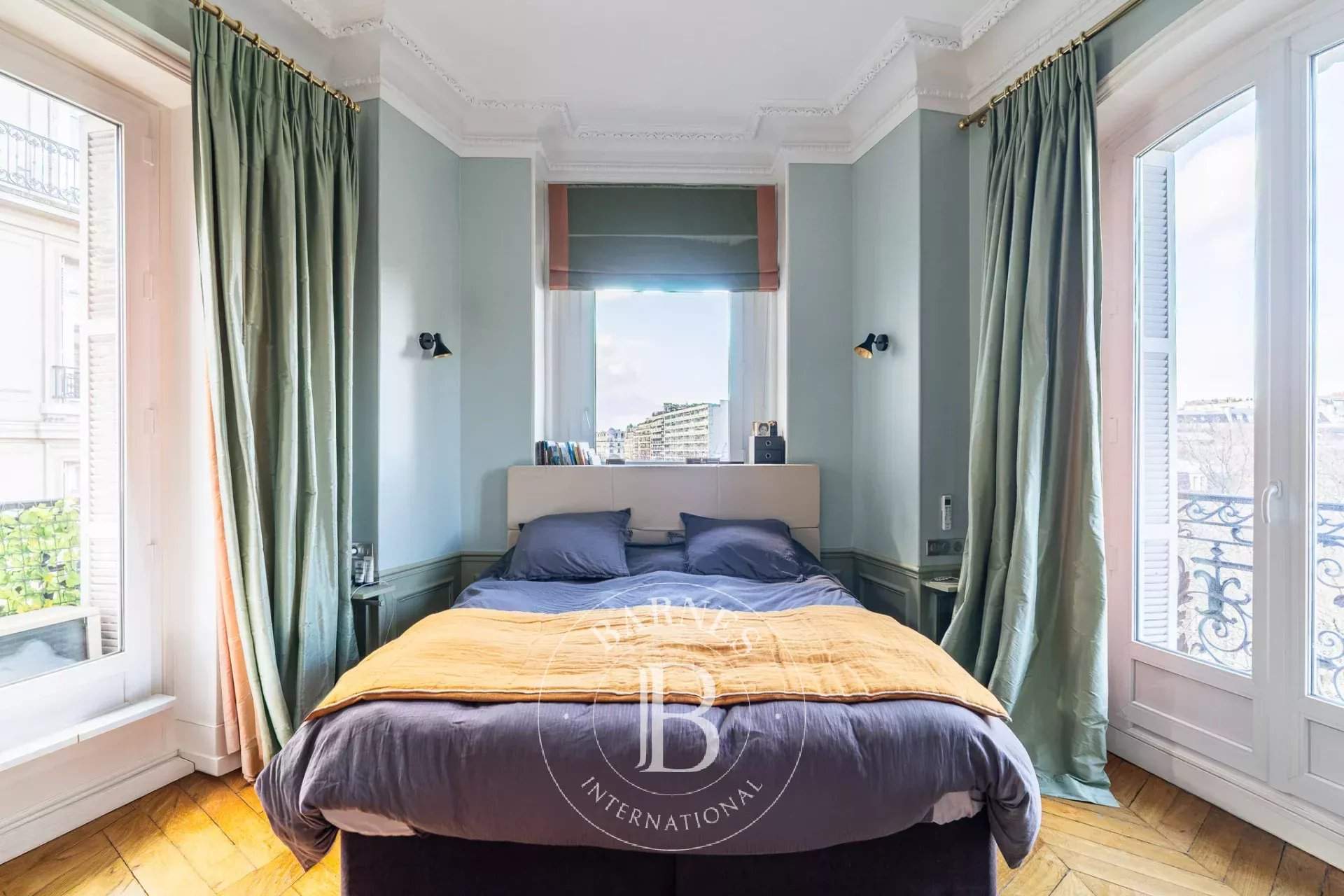 Paris  - Appartement 7 Pi&egrave;ces 4 Chambres - picture 12