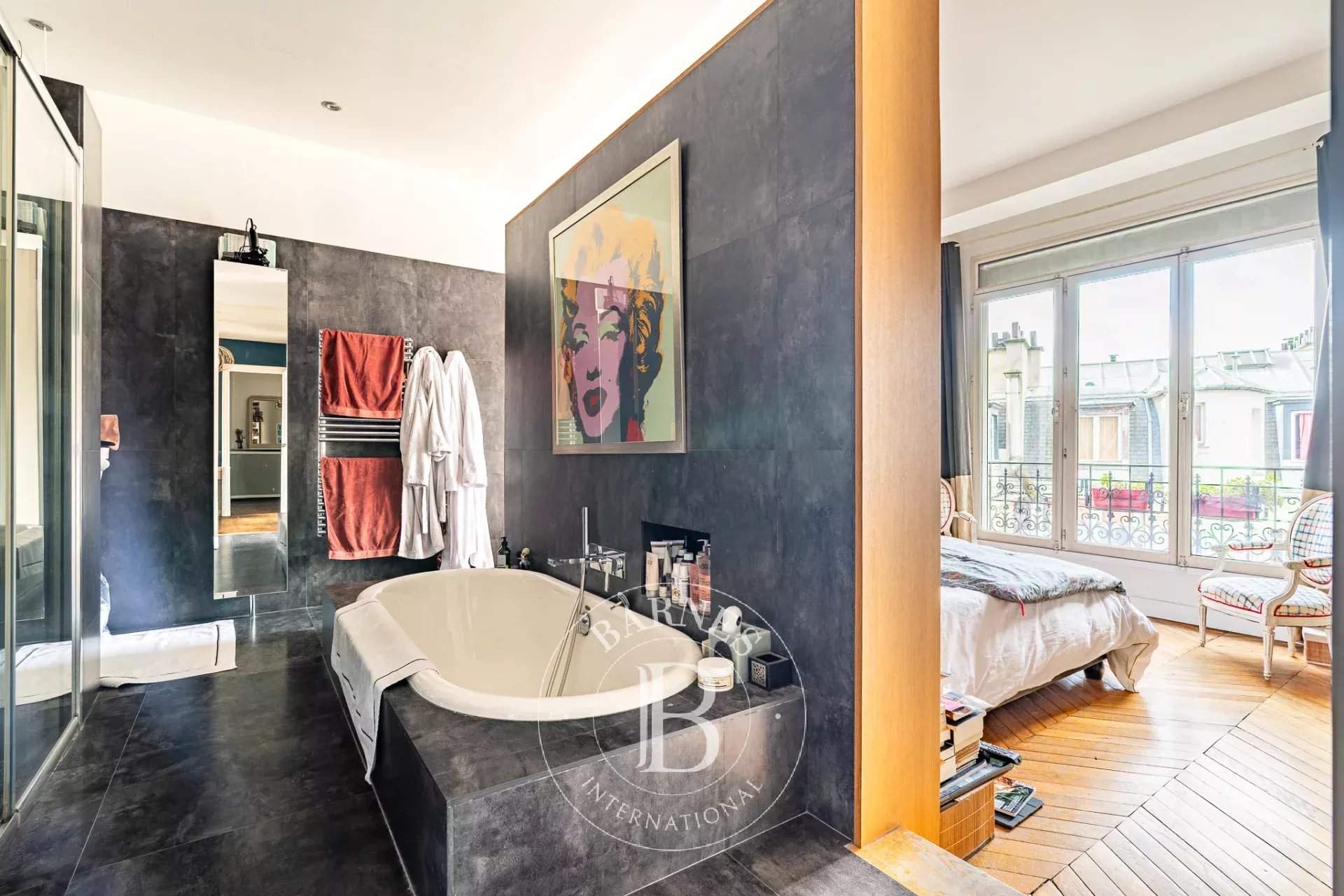 Paris  - Appartement 6 Pi&egrave;ces 3 Chambres - picture 12