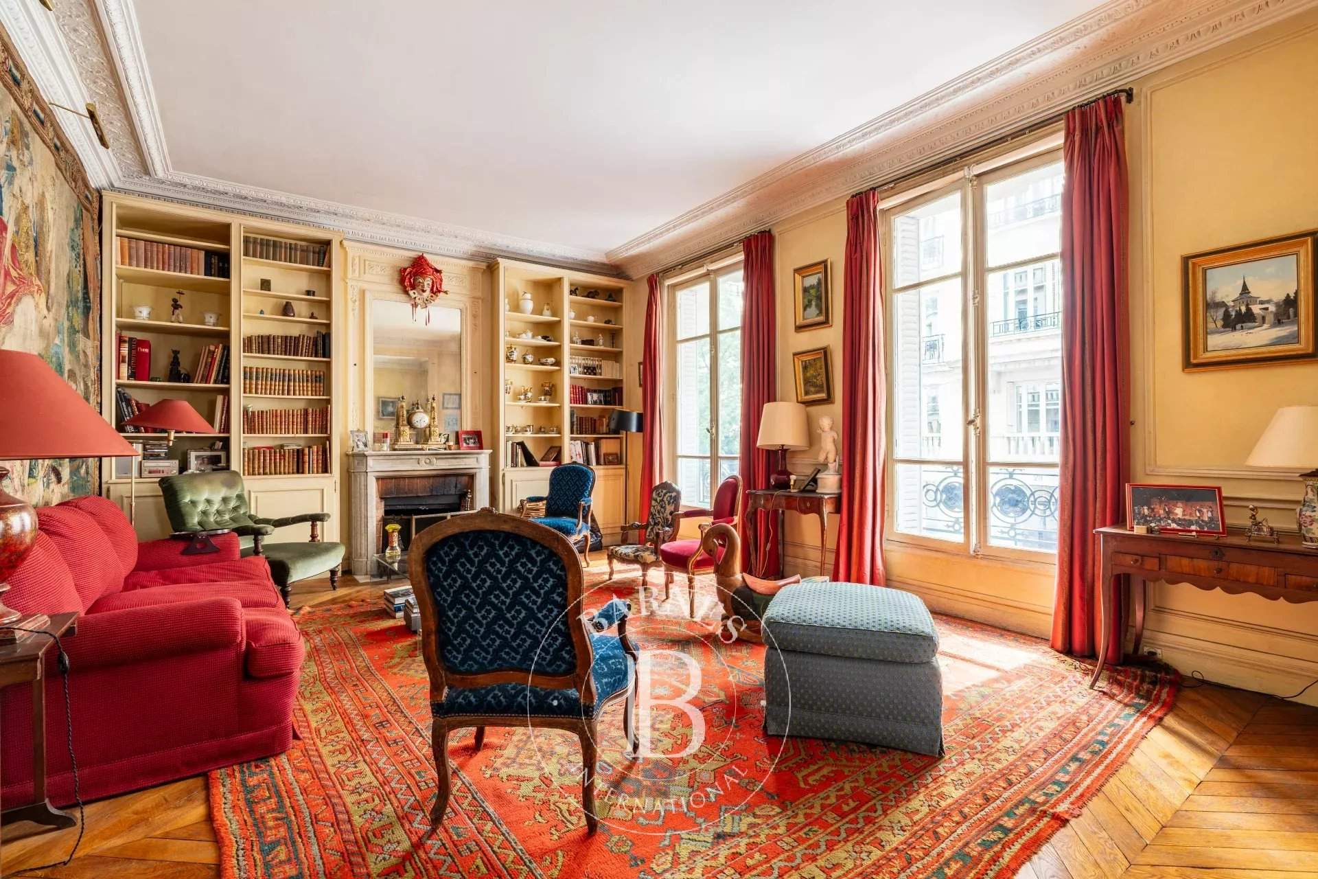 Paris  - Apartment 4 Bedrooms - picture 2