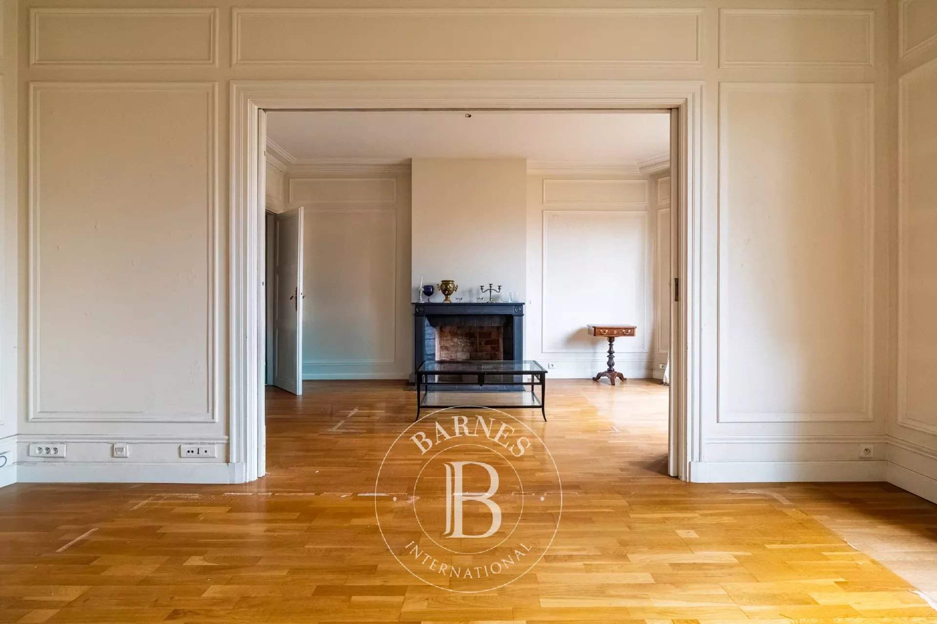 Paris  - Apartment 2 Bedrooms - picture 9