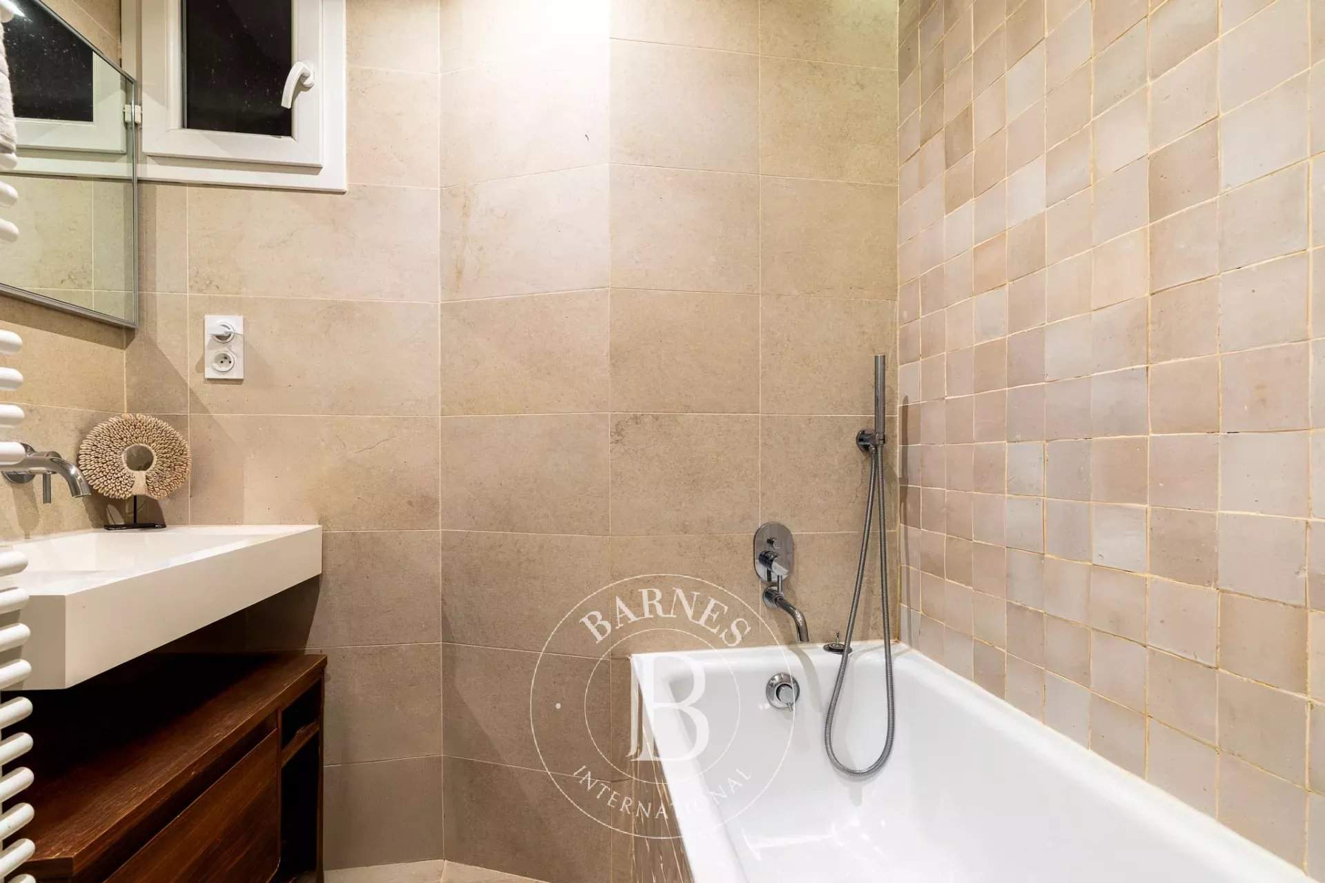 Paris  - Appartement 5 Pi&egrave;ces 3 Chambres - picture 13