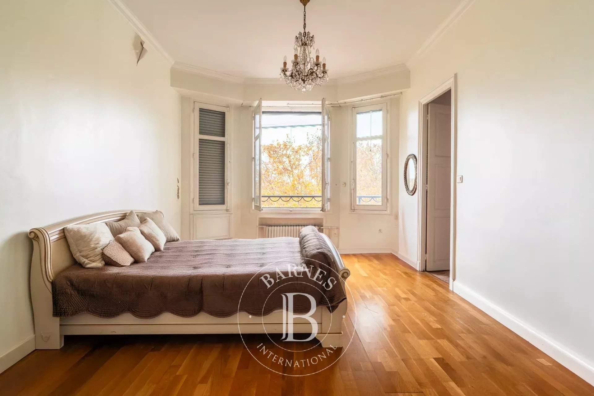 Paris  - Apartment 2 Bedrooms - picture 11