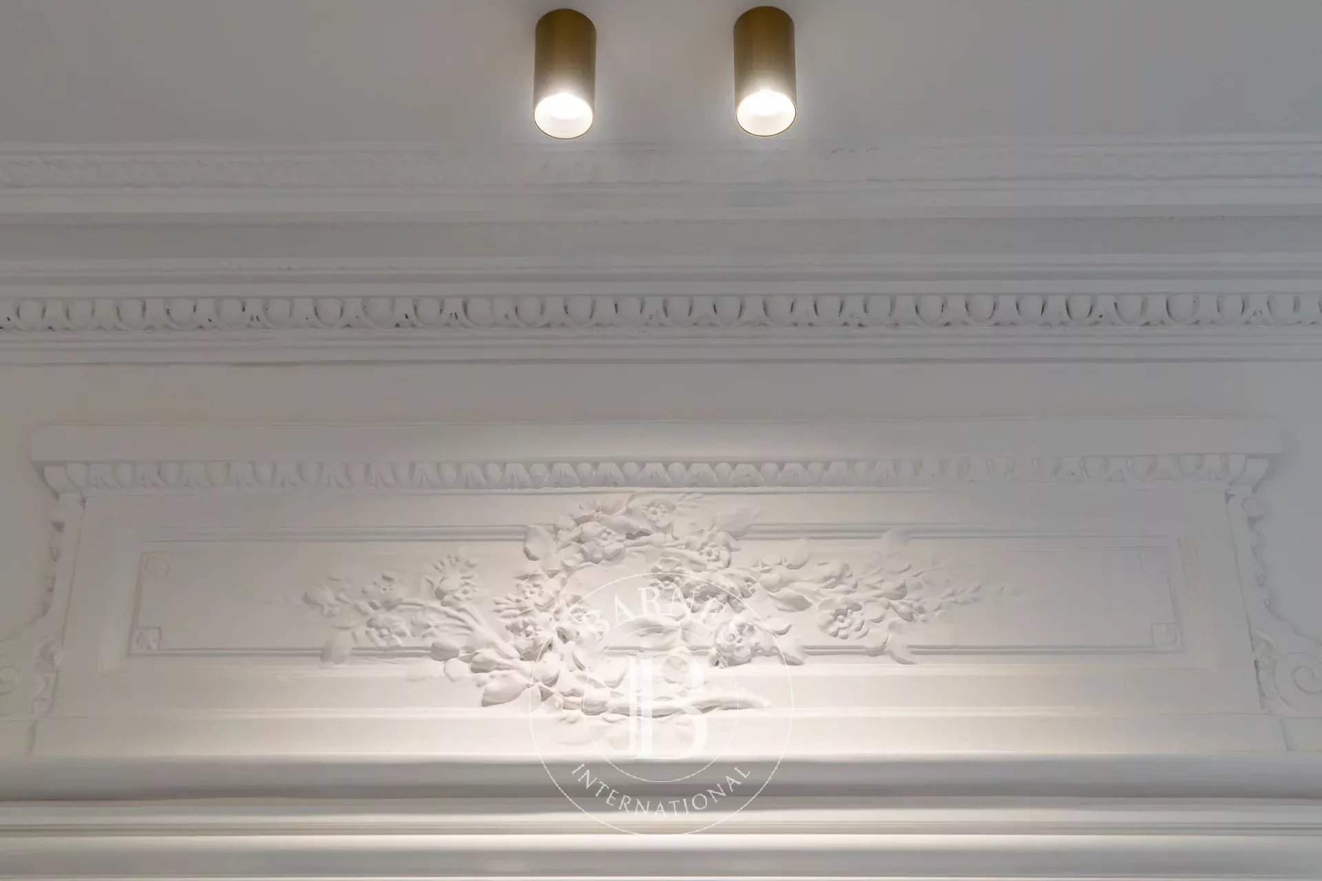 Paris  - Appartement 6 Pi&egrave;ces 4 Chambres - picture 3