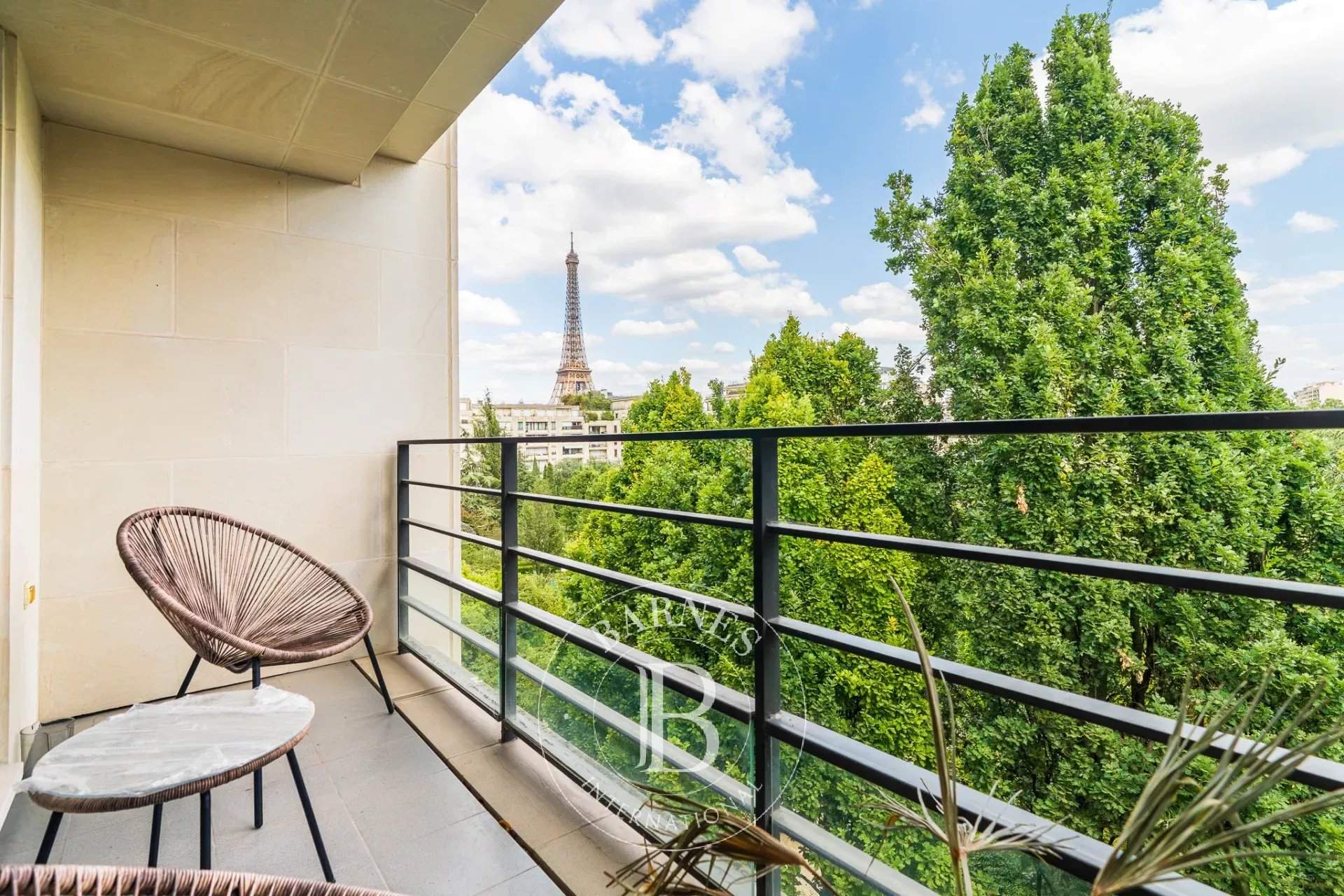 Paris  - Appartement 5 Pi&egrave;ces 3 Chambres - picture 12